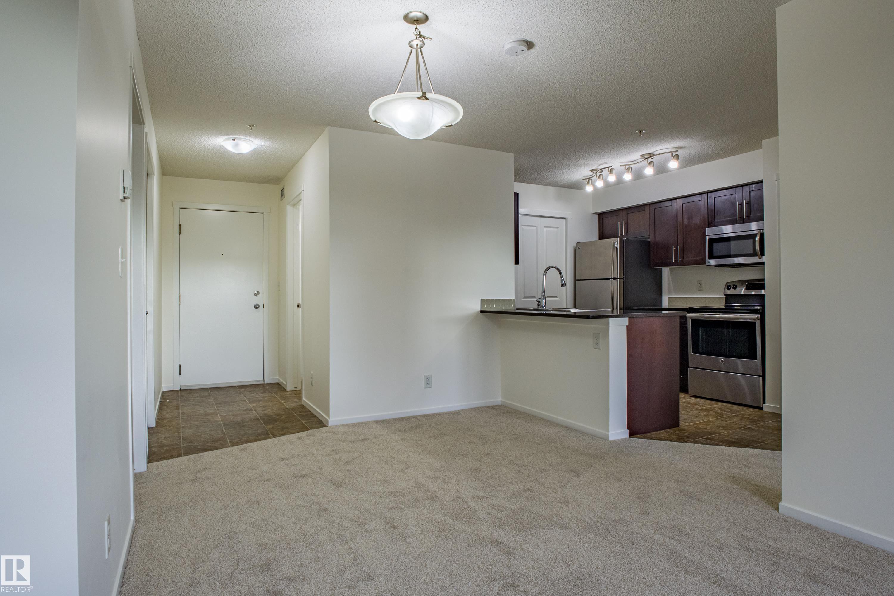 Photo 9 at 316 - 5804 Mullen Place NW, MacTaggart, Edmonton