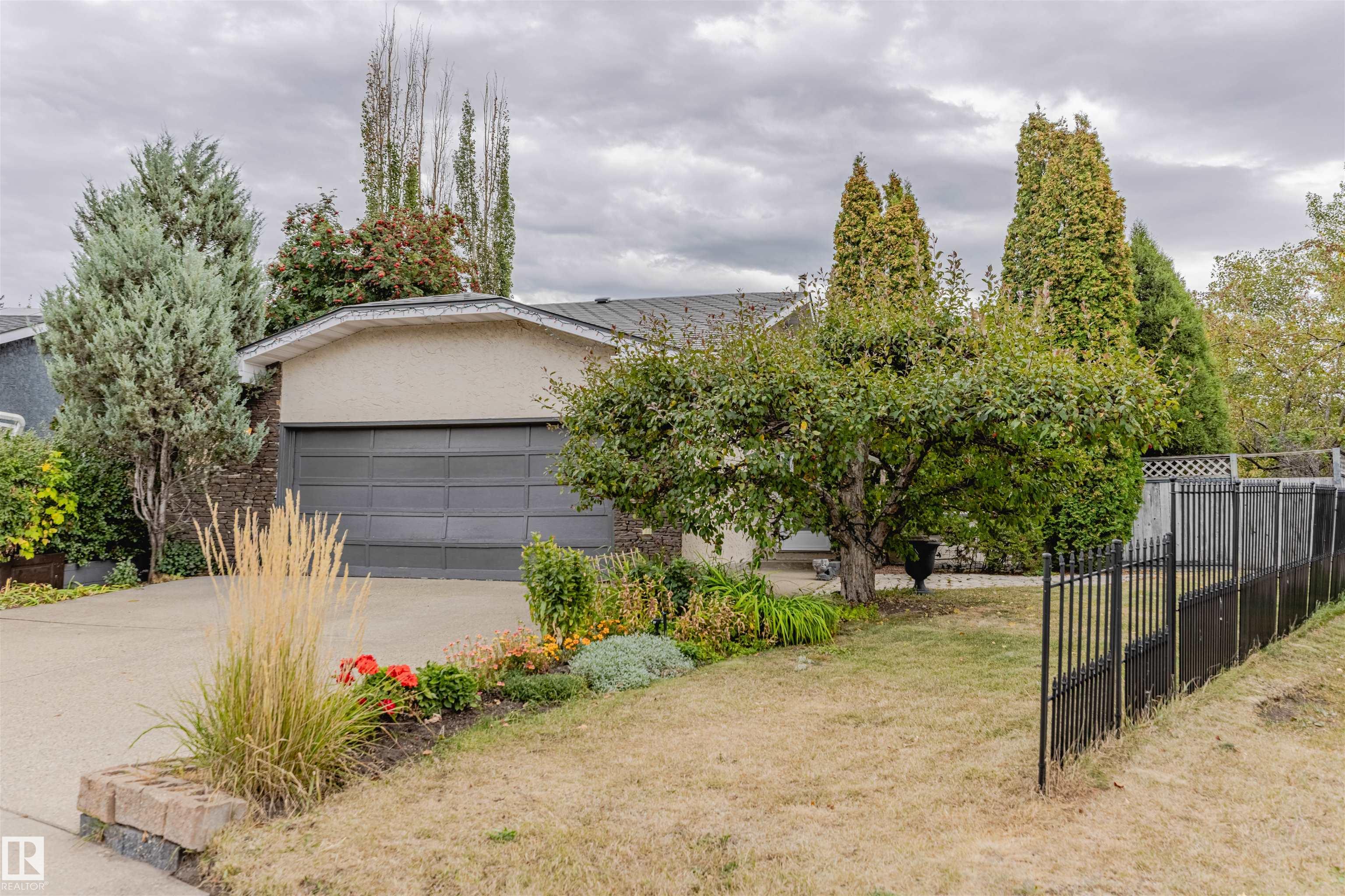 3503 34a Avenue NW, Minchau, Edmonton 