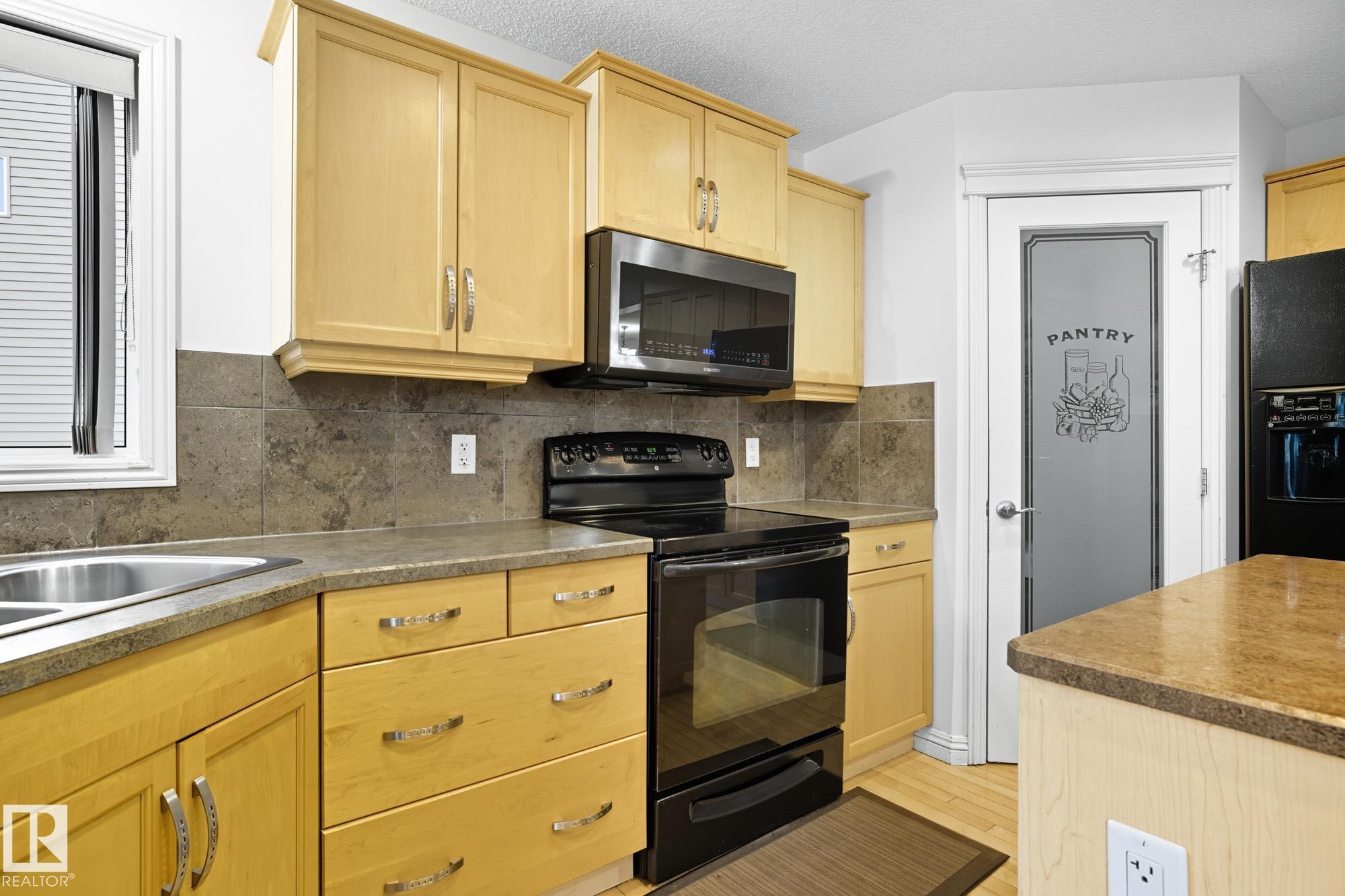 Photo 10 at 548 Adams Way SW, Ambleside, Edmonton
