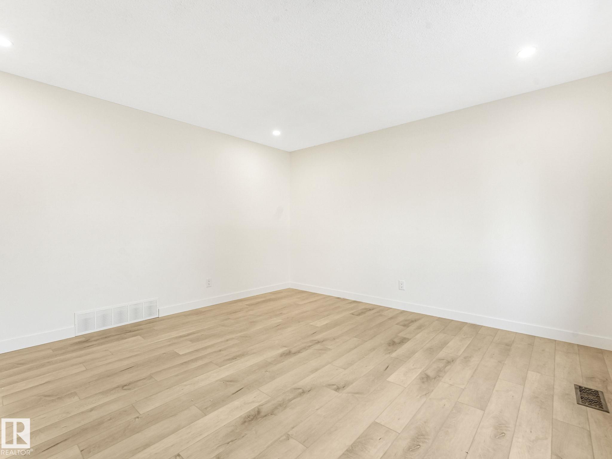Photo 23 at 13211 95 Street NW, Glengarry, Edmonton