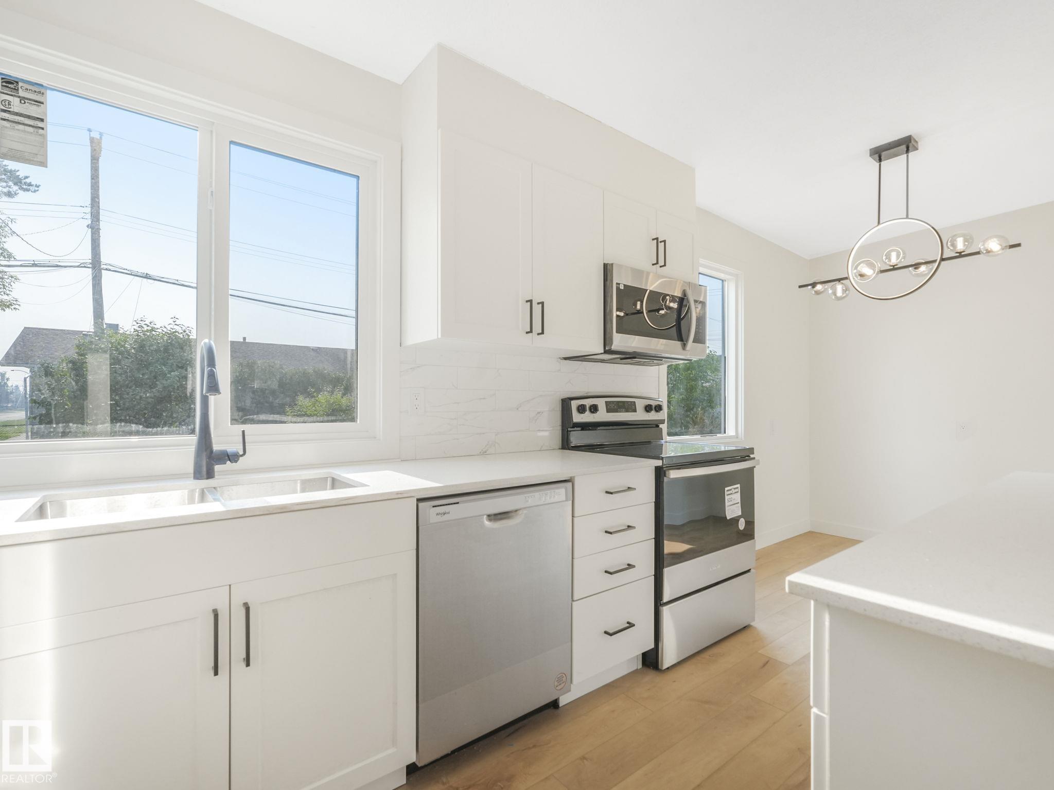 Photo 34 at 13211 95 Street NW, Glengarry, Edmonton
