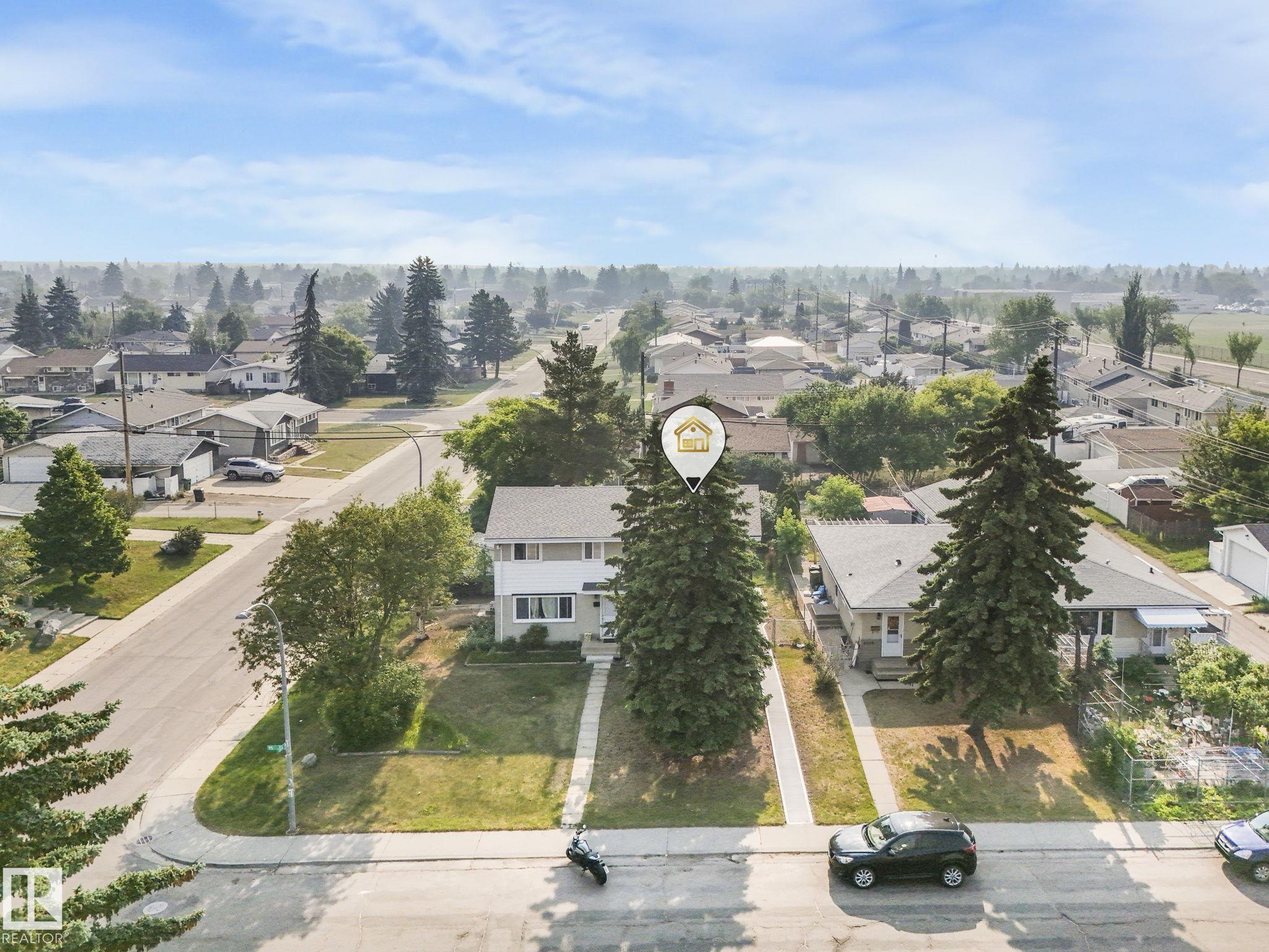 Photo 10 at 13211 95 Street NW, Glengarry, Edmonton