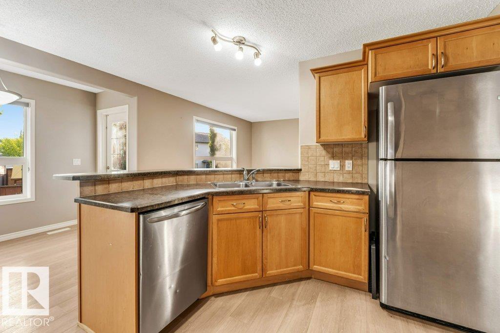 Photo 17 at 123 Champlain Place, Citadel Ridge, Beaumont