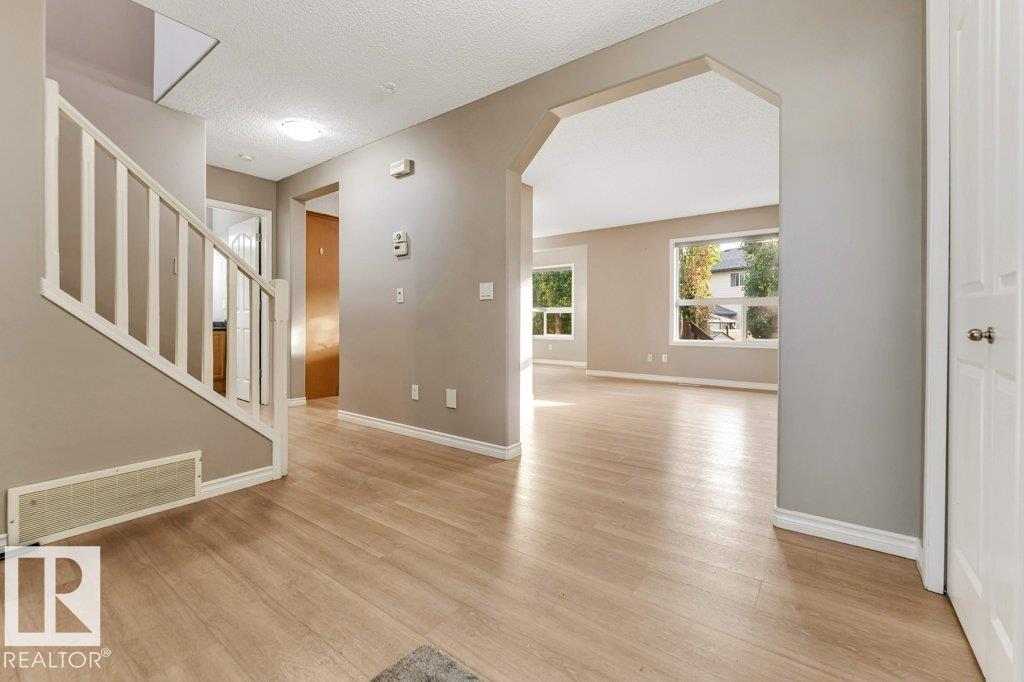 Photo 10 at 123 Champlain Place, Citadel Ridge, Beaumont