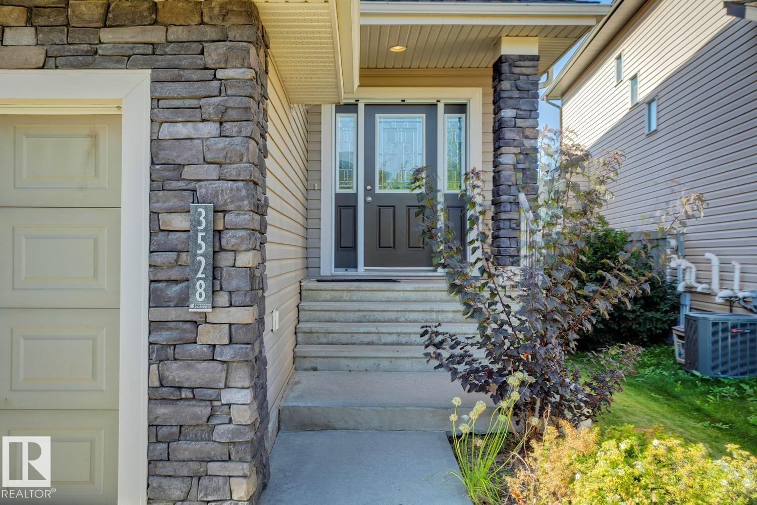 Photo 38 at 3528 Claxton Crescent SW, Chappelle Area, Edmonton