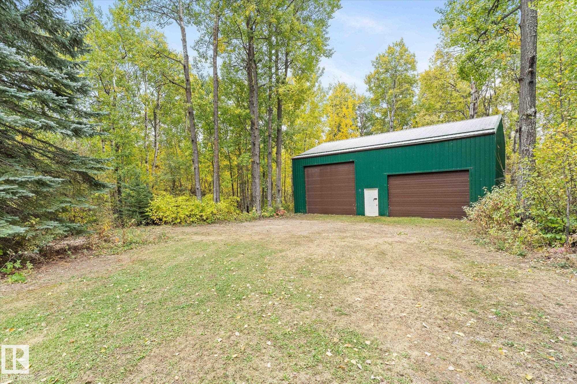 Photo 32 at 412 & 411 - 53303 Rge Road 31, Meso West I, Rural Parkland County