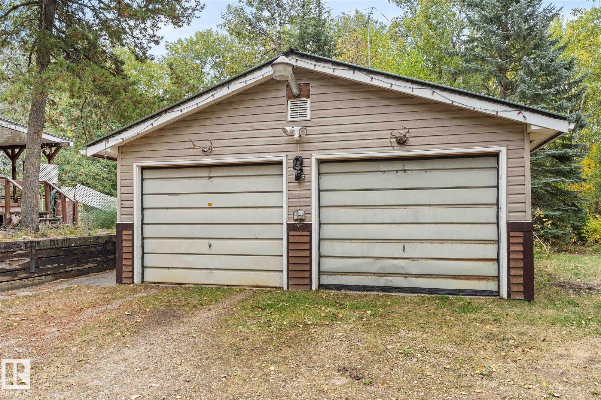 Photo 44 at 412 & 411 - 53303 Rge Road 31, Meso West I, Rural Parkland County