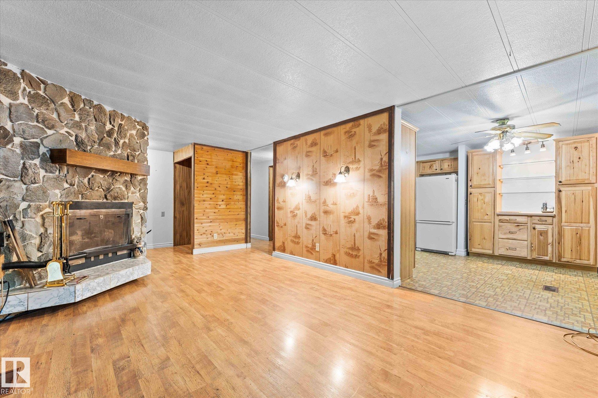 Photo 7 at 412 & 411 - 53303 Rge Road 31, Meso West I, Rural Parkland County