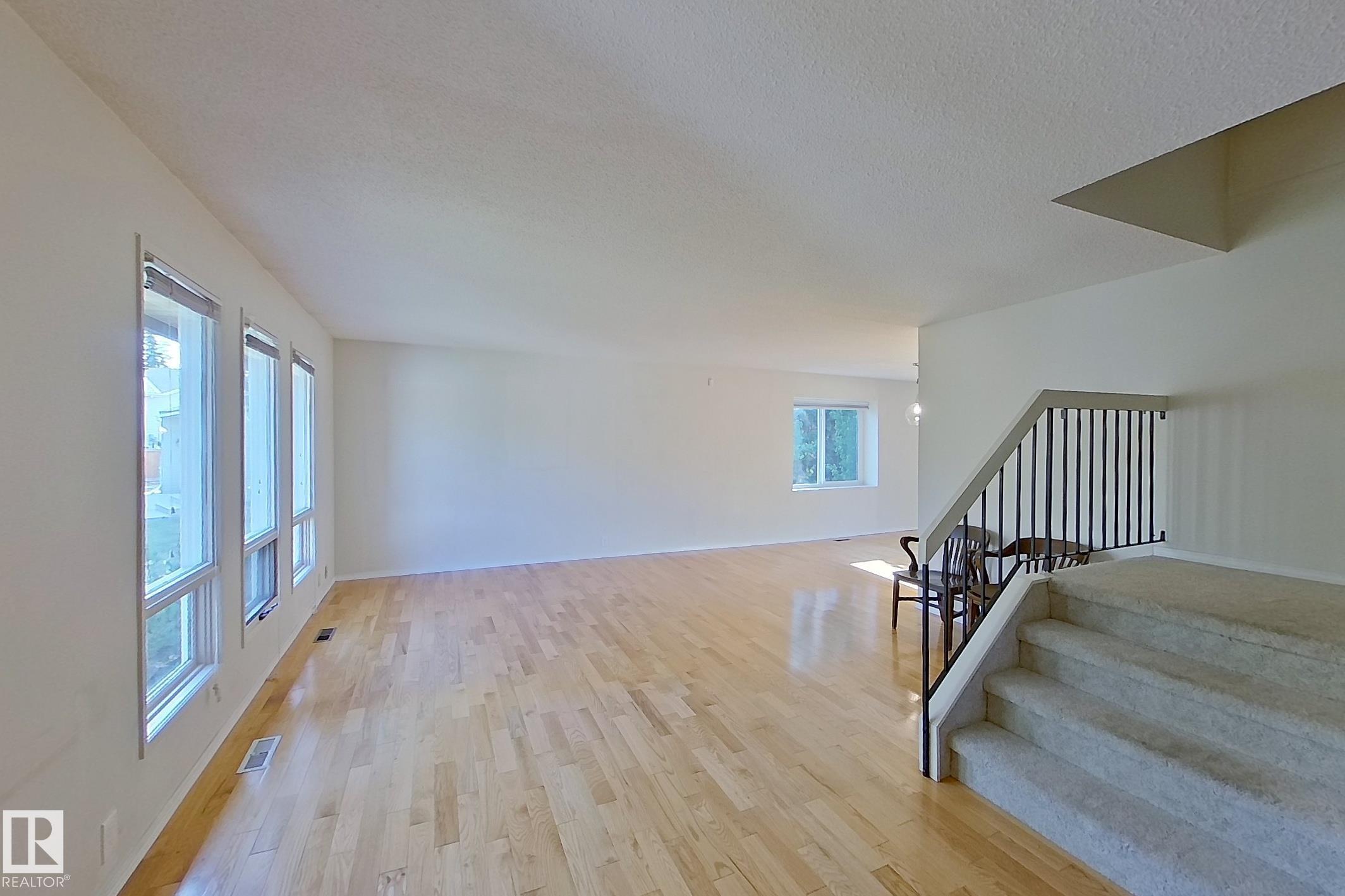 Photo 2 at 59 Woodcrest Avenue, Woodlands, St. Albert