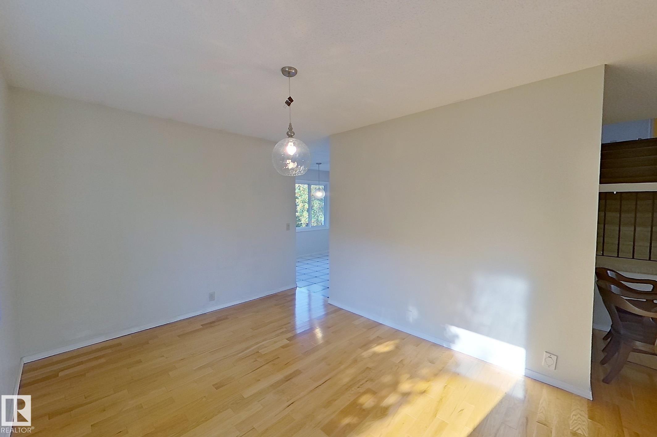 Photo 7 at 59 Woodcrest Avenue, Woodlands, St. Albert