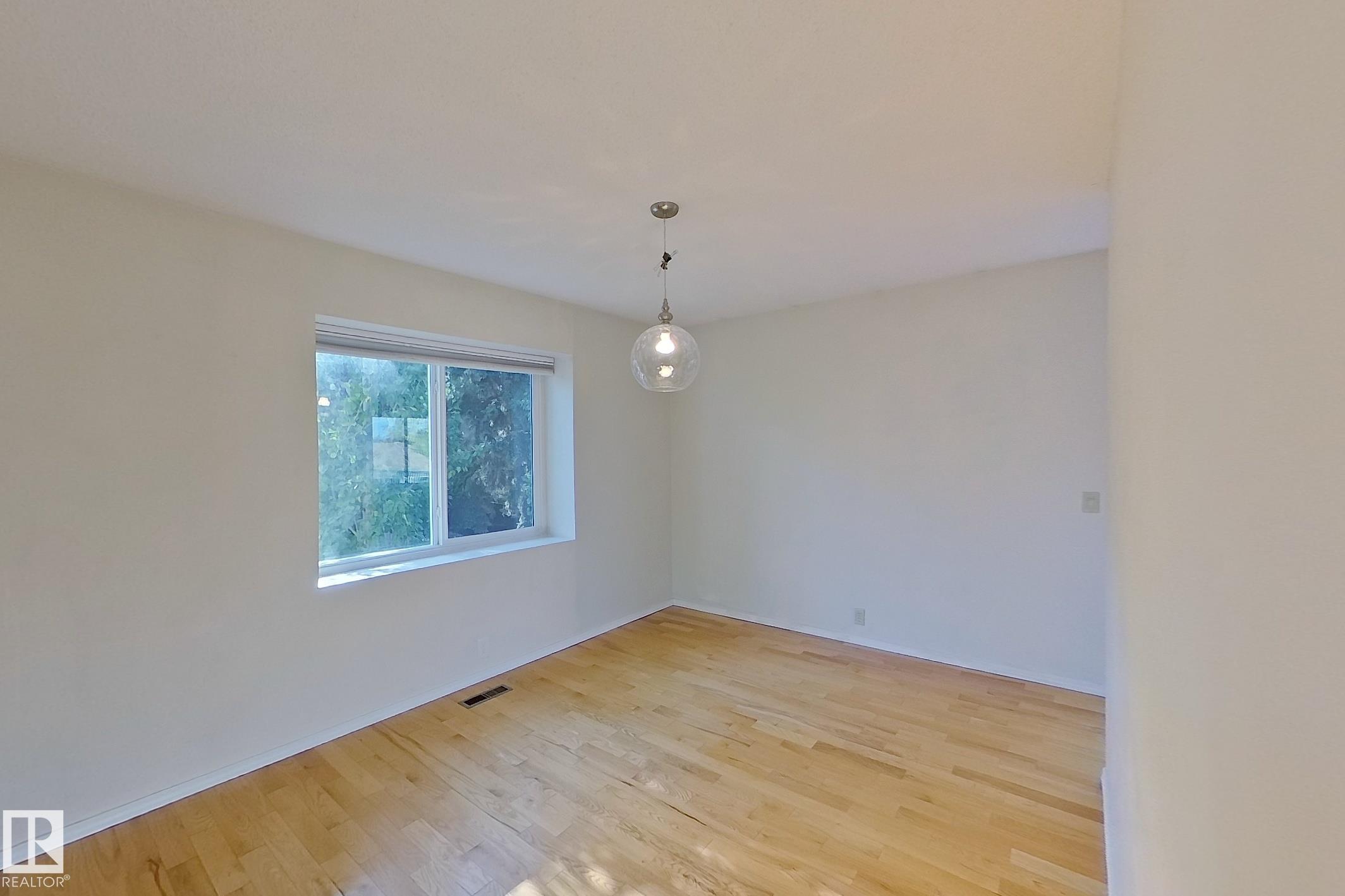 Photo 8 at 59 Woodcrest Avenue, Woodlands, St. Albert