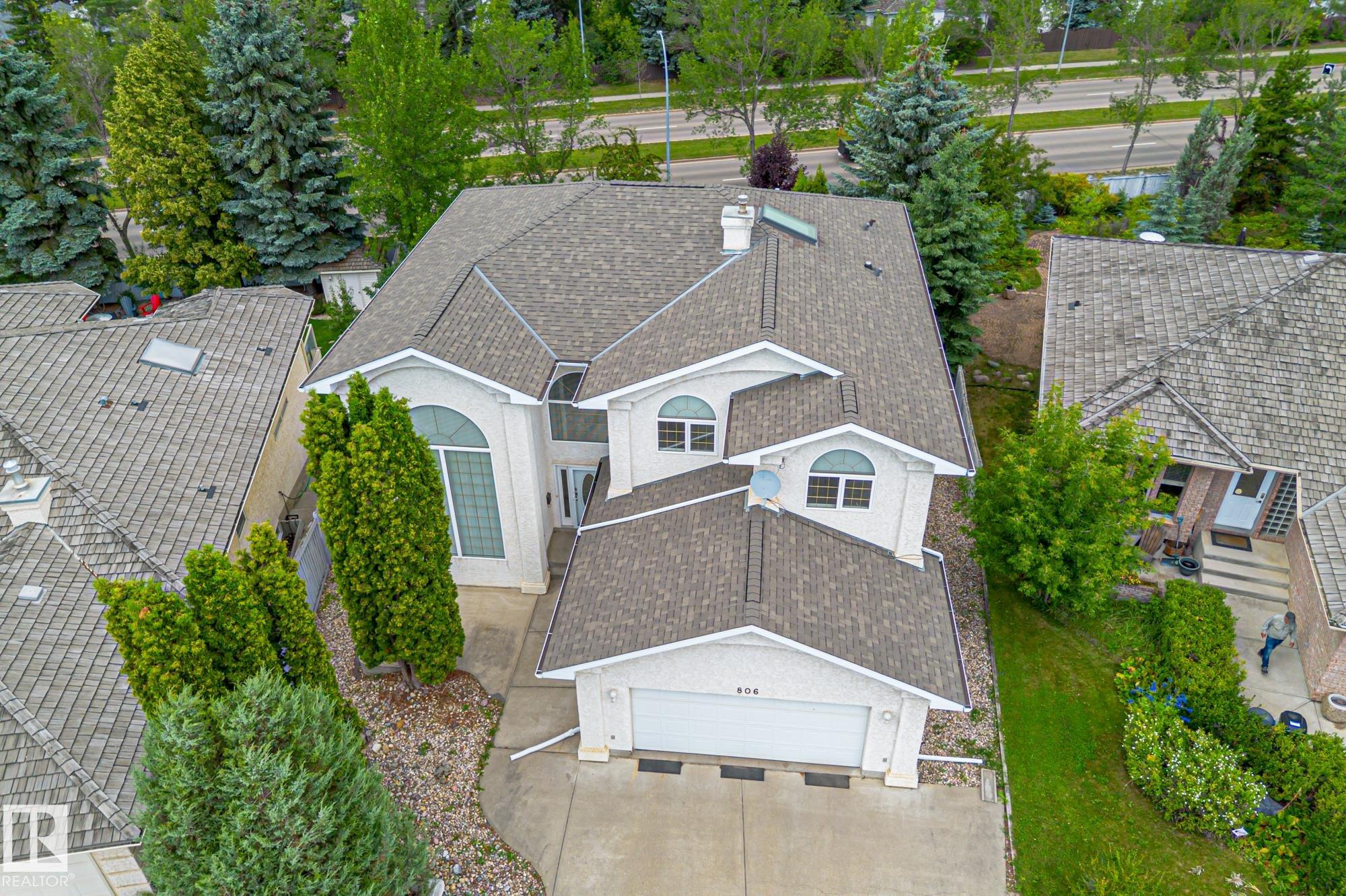 Photo 4 at 806 Reid Place NW, Rhatigan Ridge, Edmonton