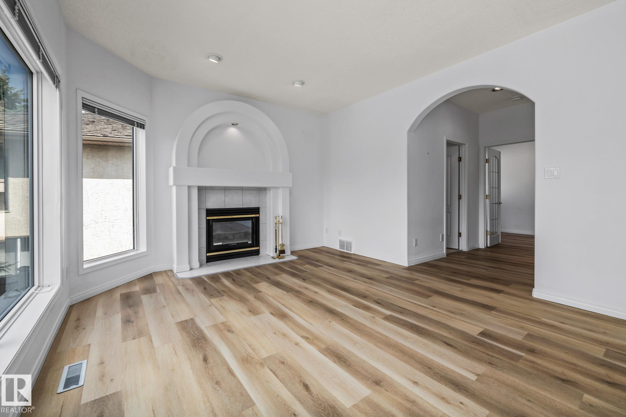 Photo 32 at 806 Reid Place NW, Rhatigan Ridge, Edmonton