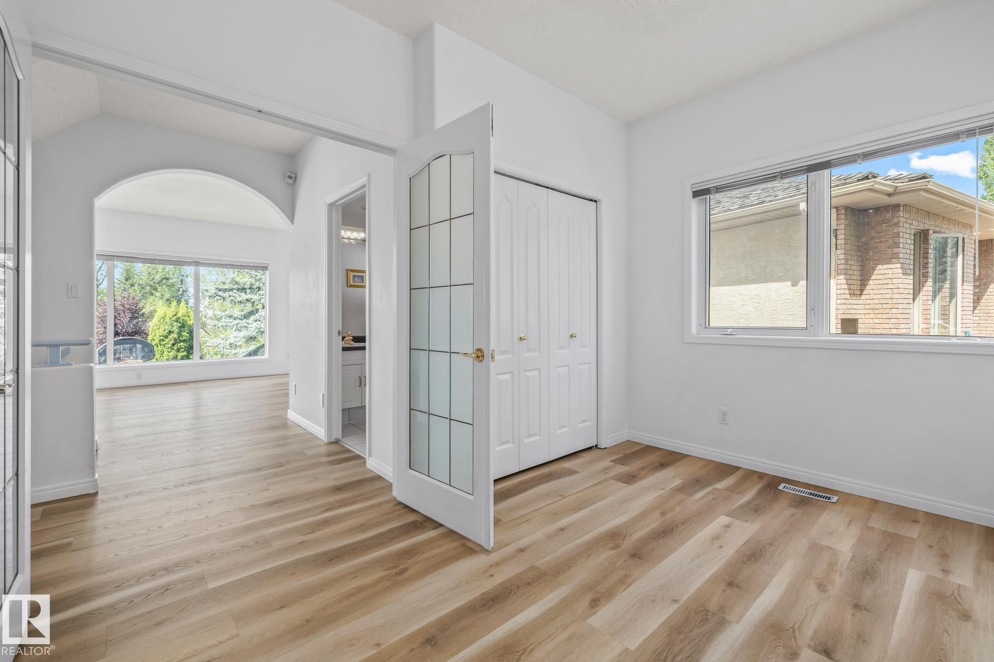 Photo 36 at 806 Reid Place NW, Rhatigan Ridge, Edmonton