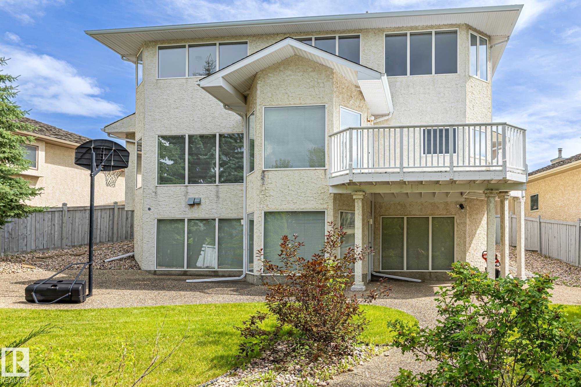 Photo 7 at 806 Reid Place NW, Rhatigan Ridge, Edmonton