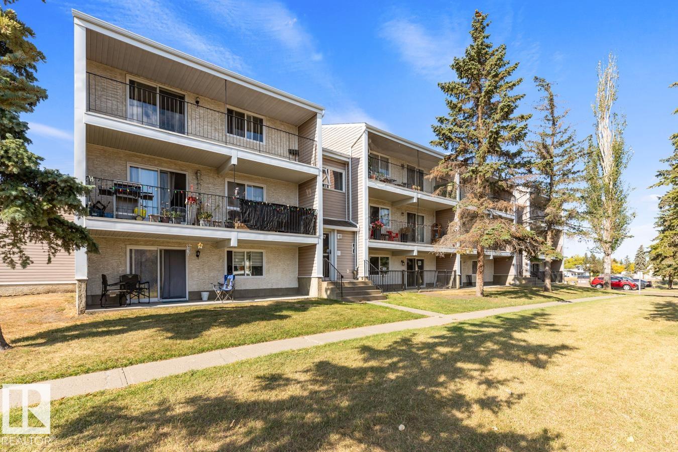 5 - 3847 76 Street NW, Michaels Park, Edmonton 