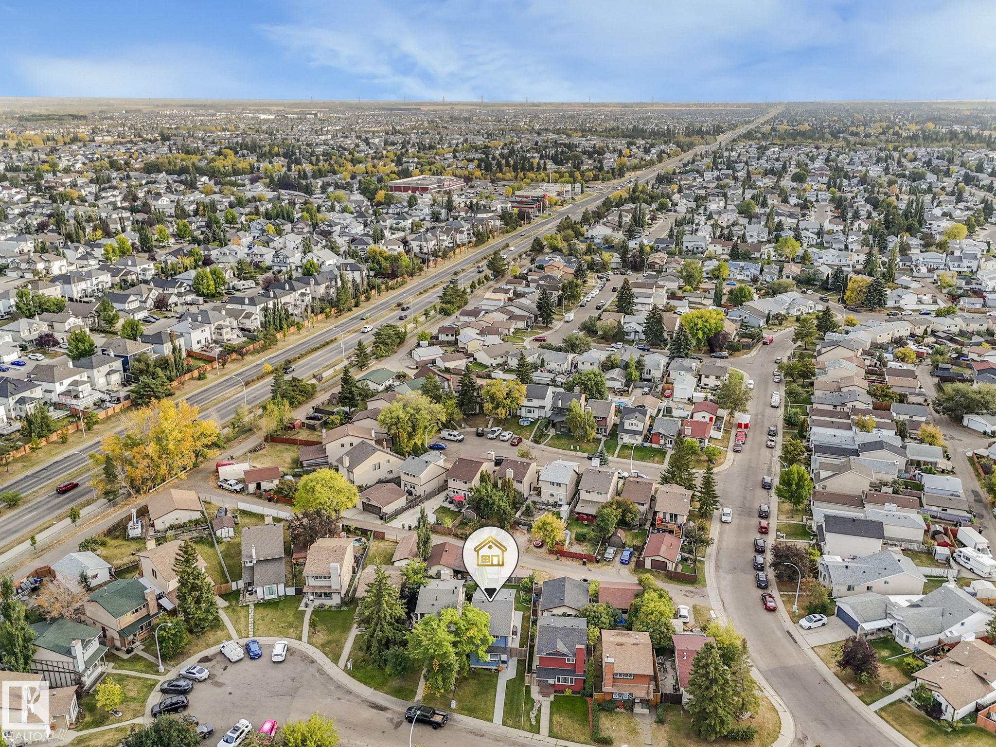 Photo 61 at 3515 42 Avenue NW, Kiniski Gardens, Edmonton