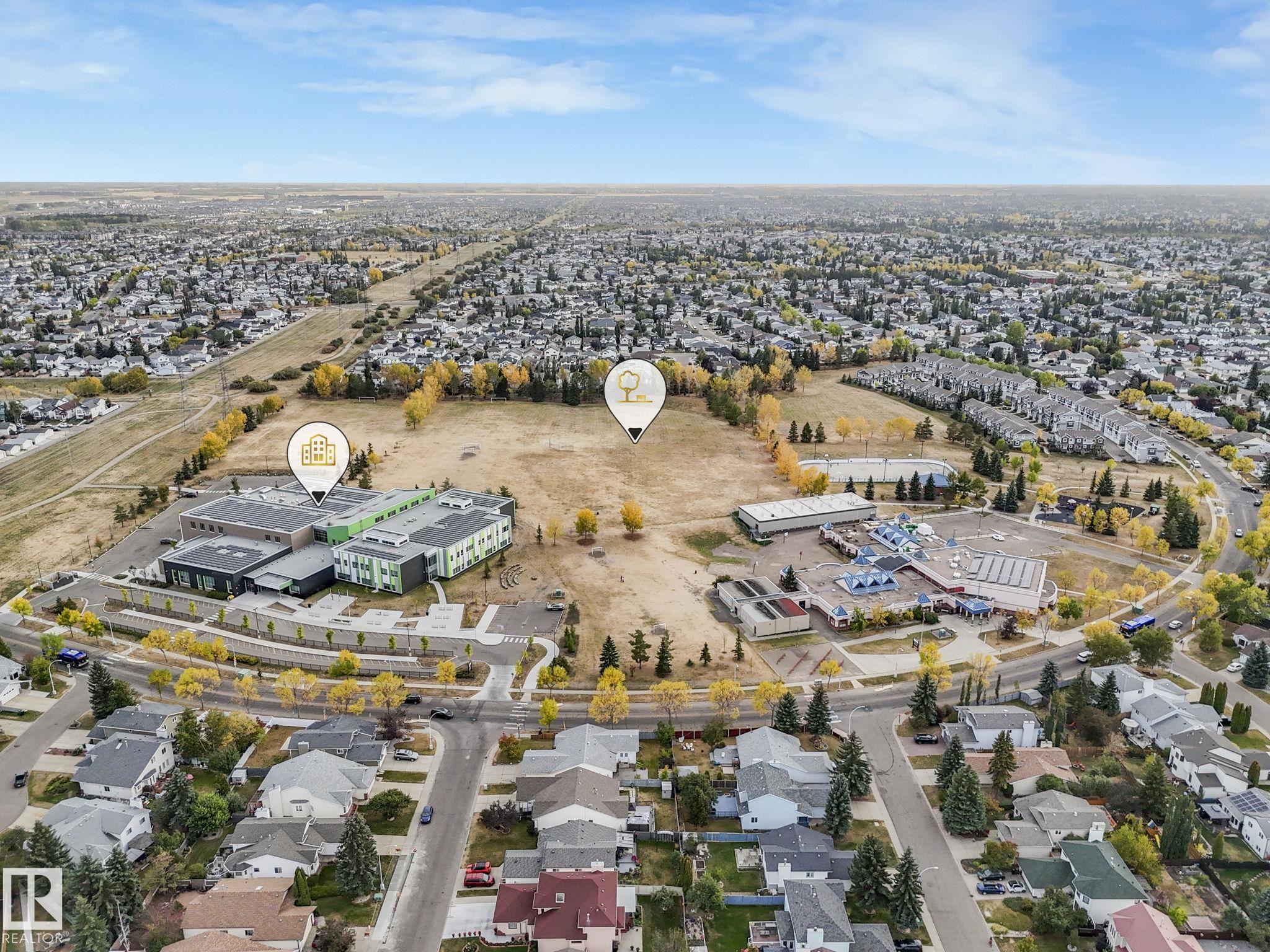 Photo 65 at 3515 42 Avenue NW, Kiniski Gardens, Edmonton