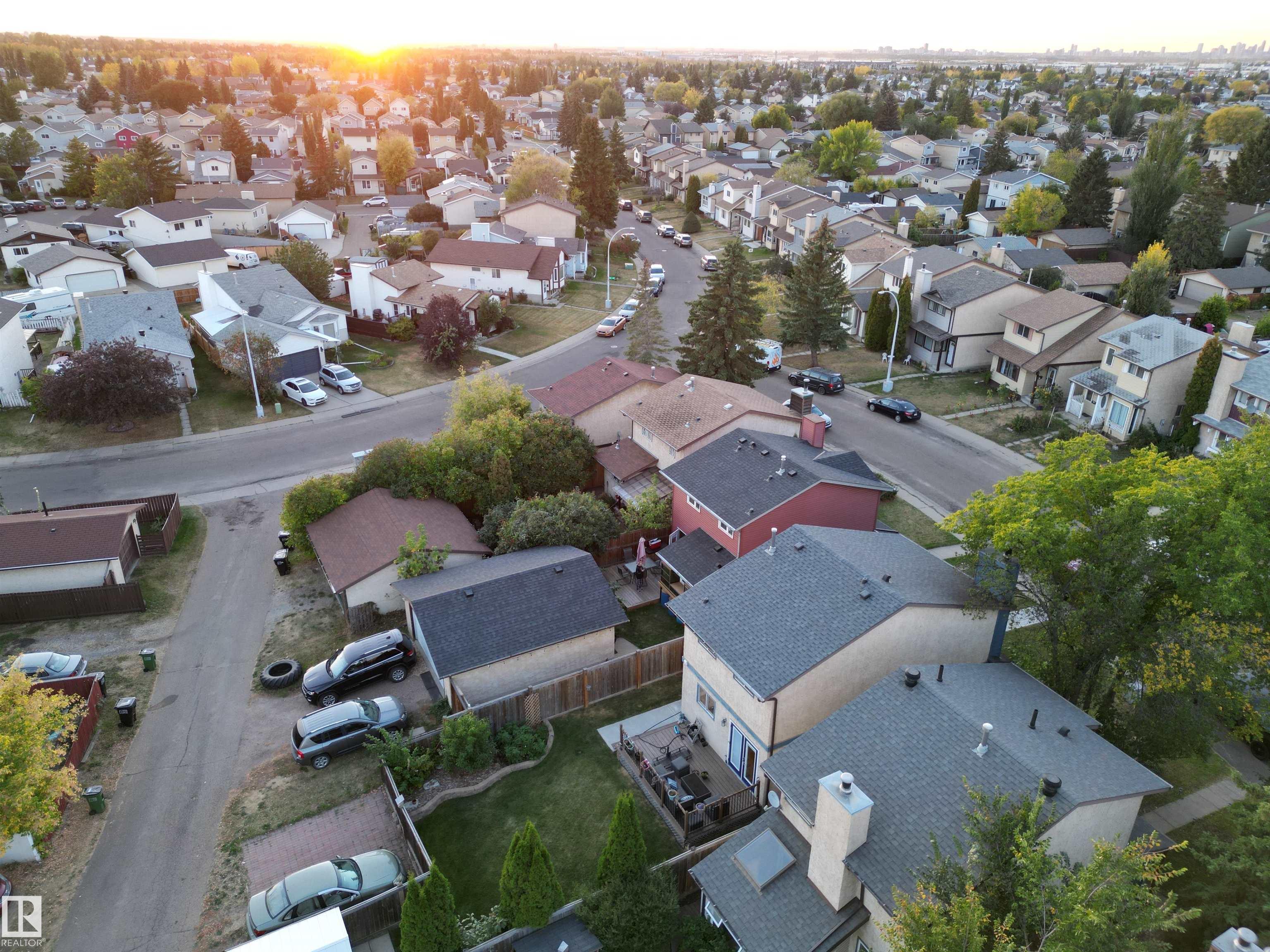 Photo 68 at 3515 42 Avenue NW, Kiniski Gardens, Edmonton