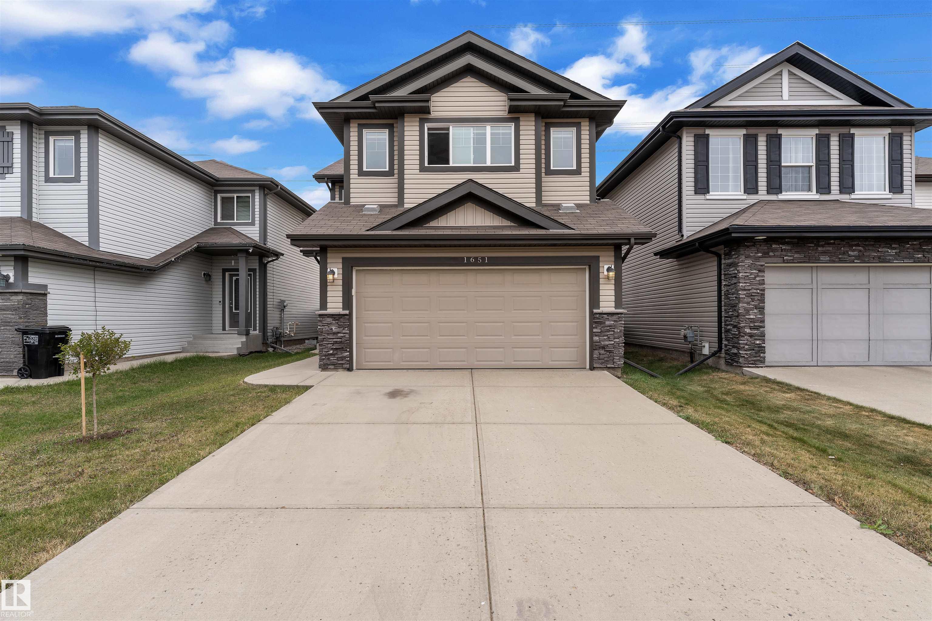 1651 28 Street NW, Laurel, Edmonton 
