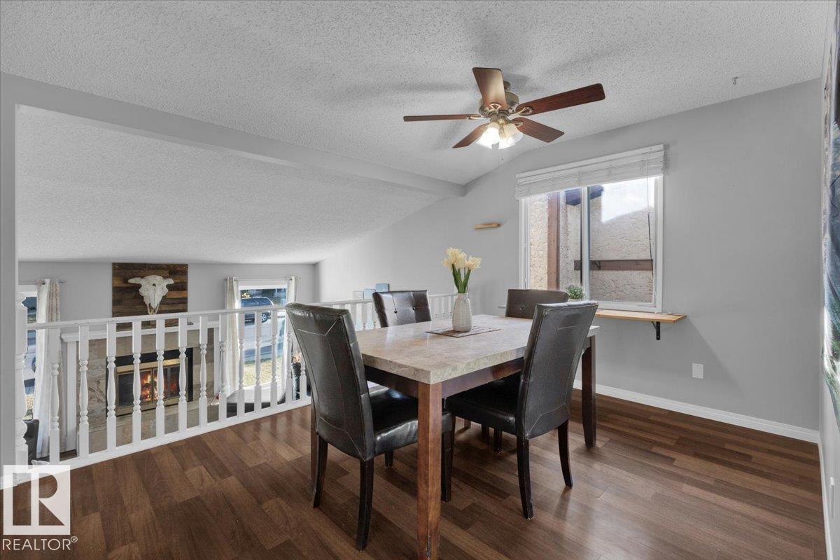 Photo 11 at 4318 38 Street NW, Kiniski Gardens, Edmonton