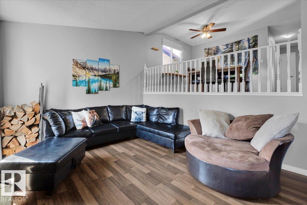 Photo 6 at 4318 38 Street NW, Kiniski Gardens, Edmonton