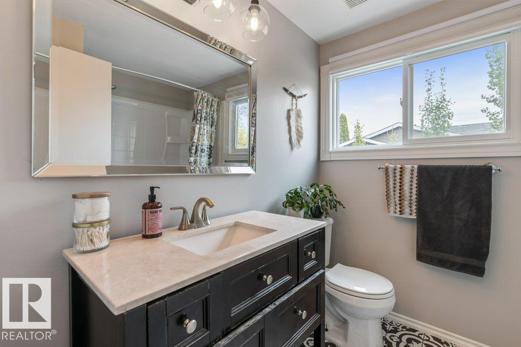 Photo 17 at 87 Woodcrest Avenue, Woodlands, St. Albert