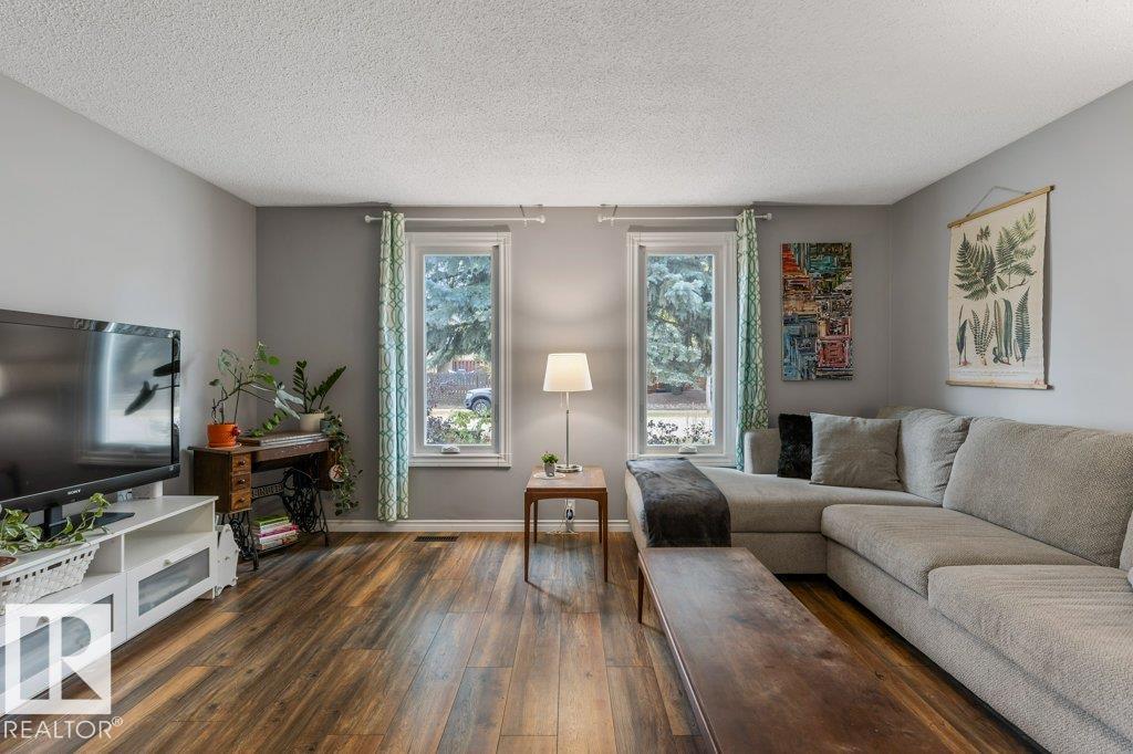 Photo 3 at 87 Woodcrest Avenue, Woodlands, St. Albert