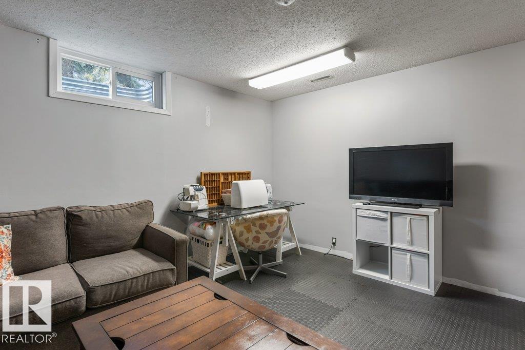 Photo 24 at 87 Woodcrest Avenue, Woodlands, St. Albert