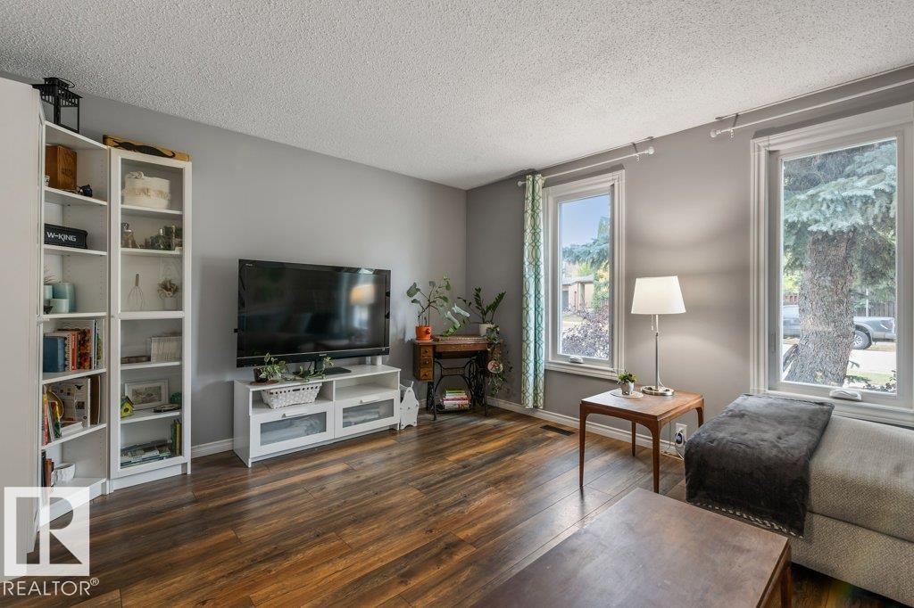 Photo 6 at 87 Woodcrest Avenue, Woodlands, St. Albert