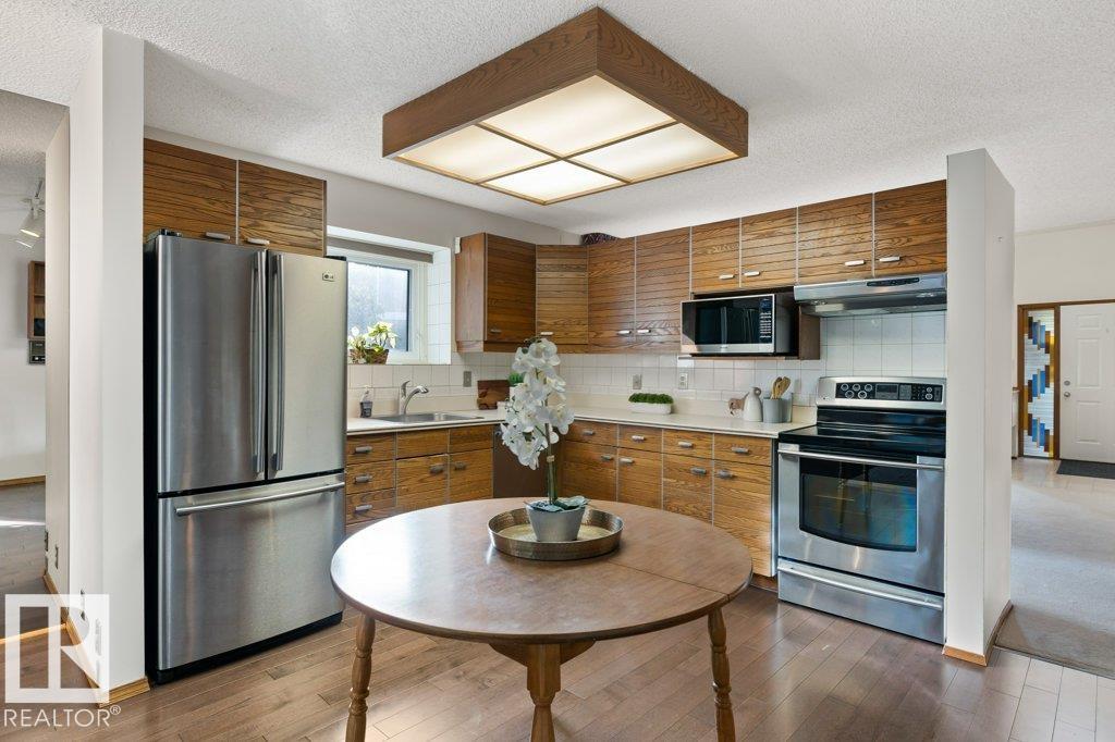 Photo 17 at 14 Windermere Crescent, Woodlands, St. Albert