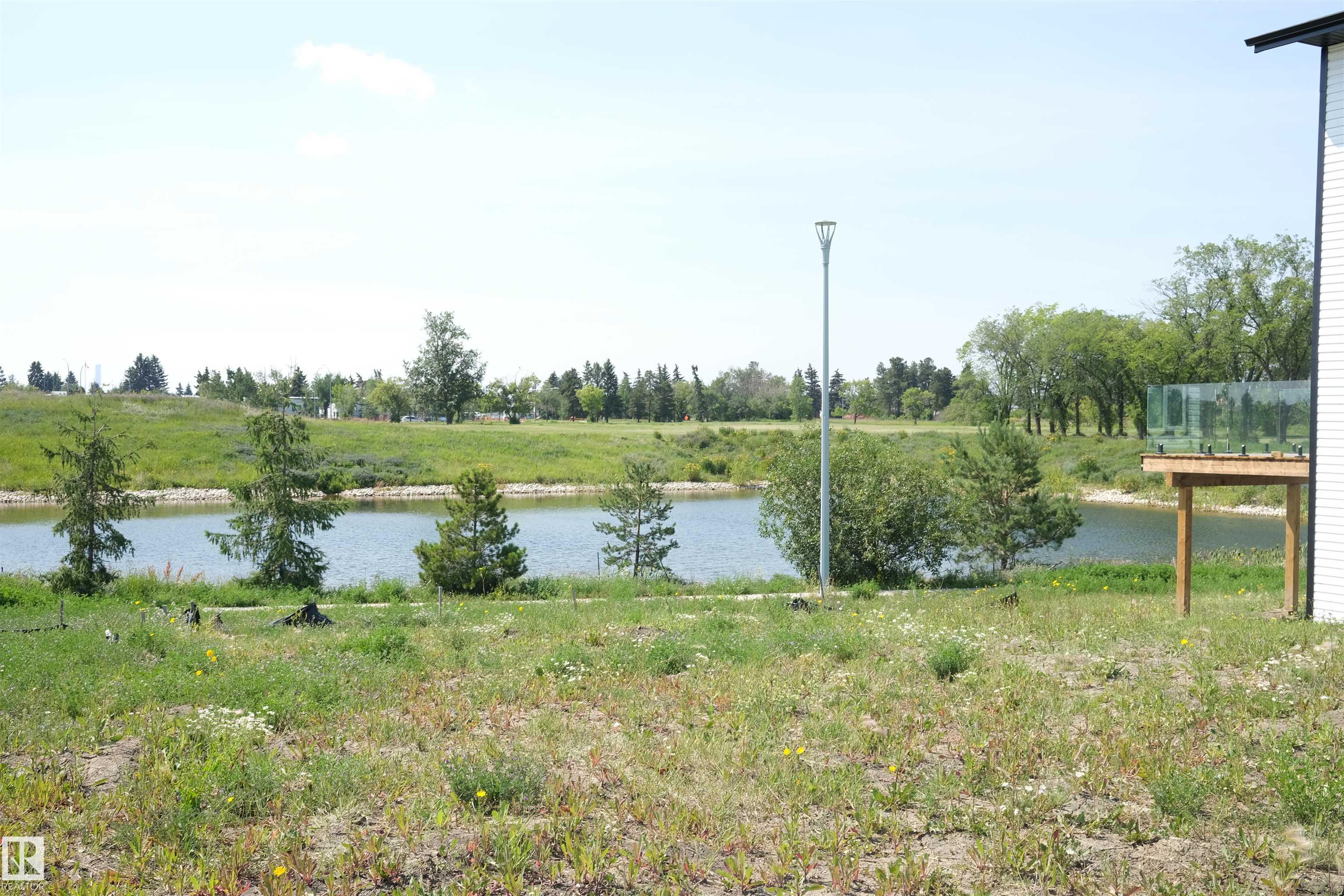 Photo 9 at 9231 156 Avenue NW, Eaux Claires, Edmonton
