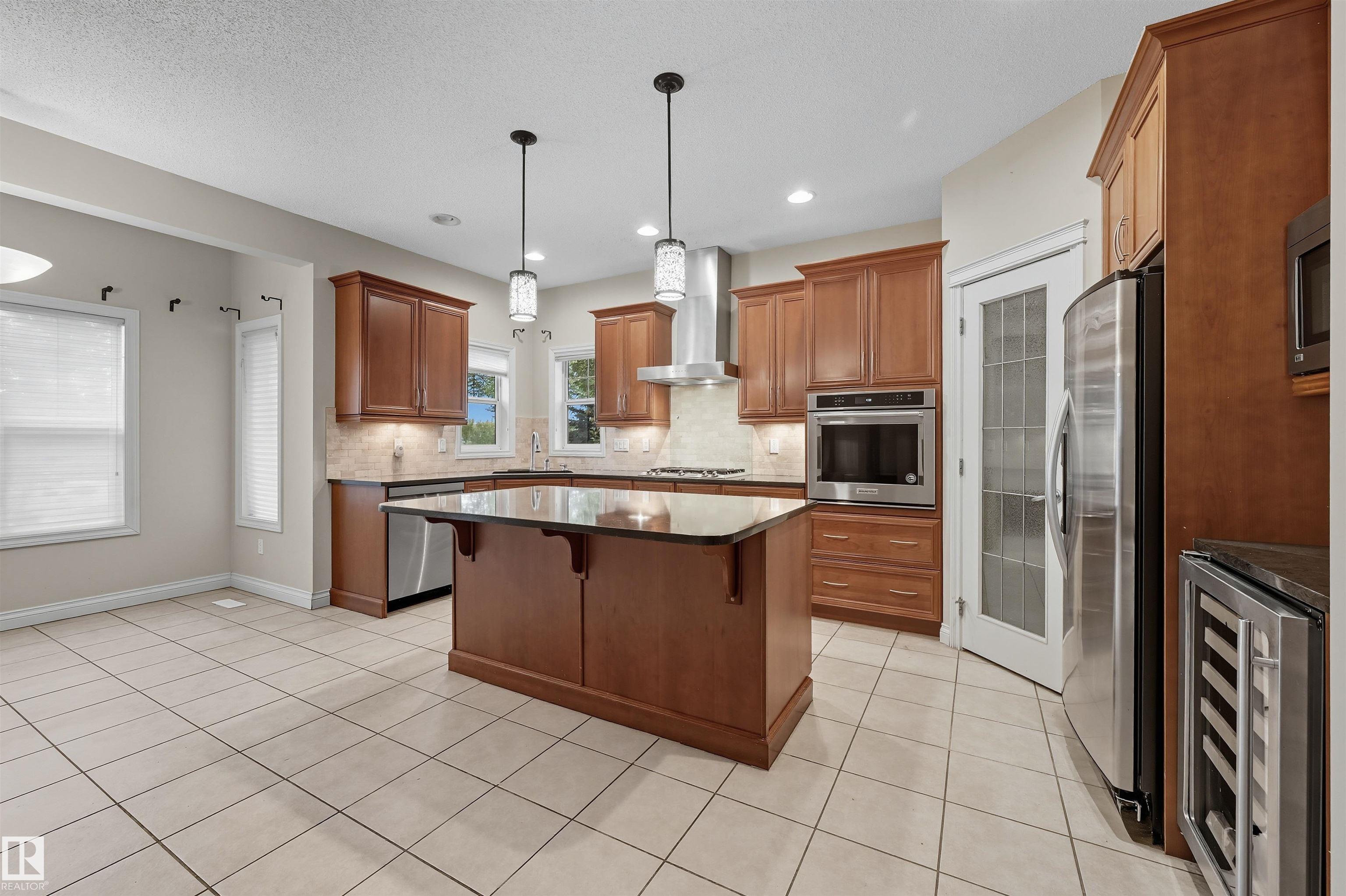 Photo 14 at 976 Hollingsworth Bend NW, Hodgson, Edmonton