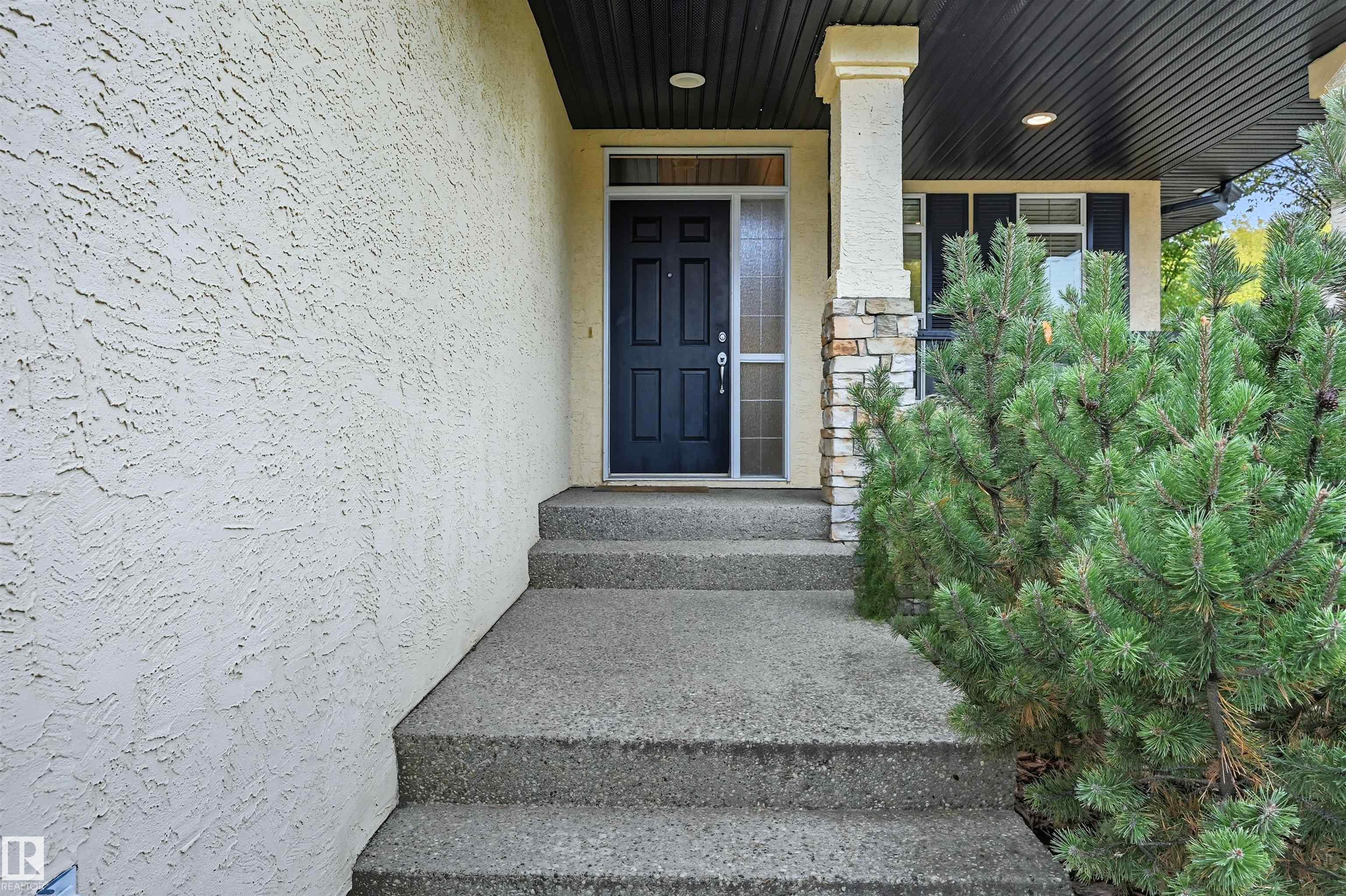 Photo 3 at 976 Hollingsworth Bend NW, Hodgson, Edmonton