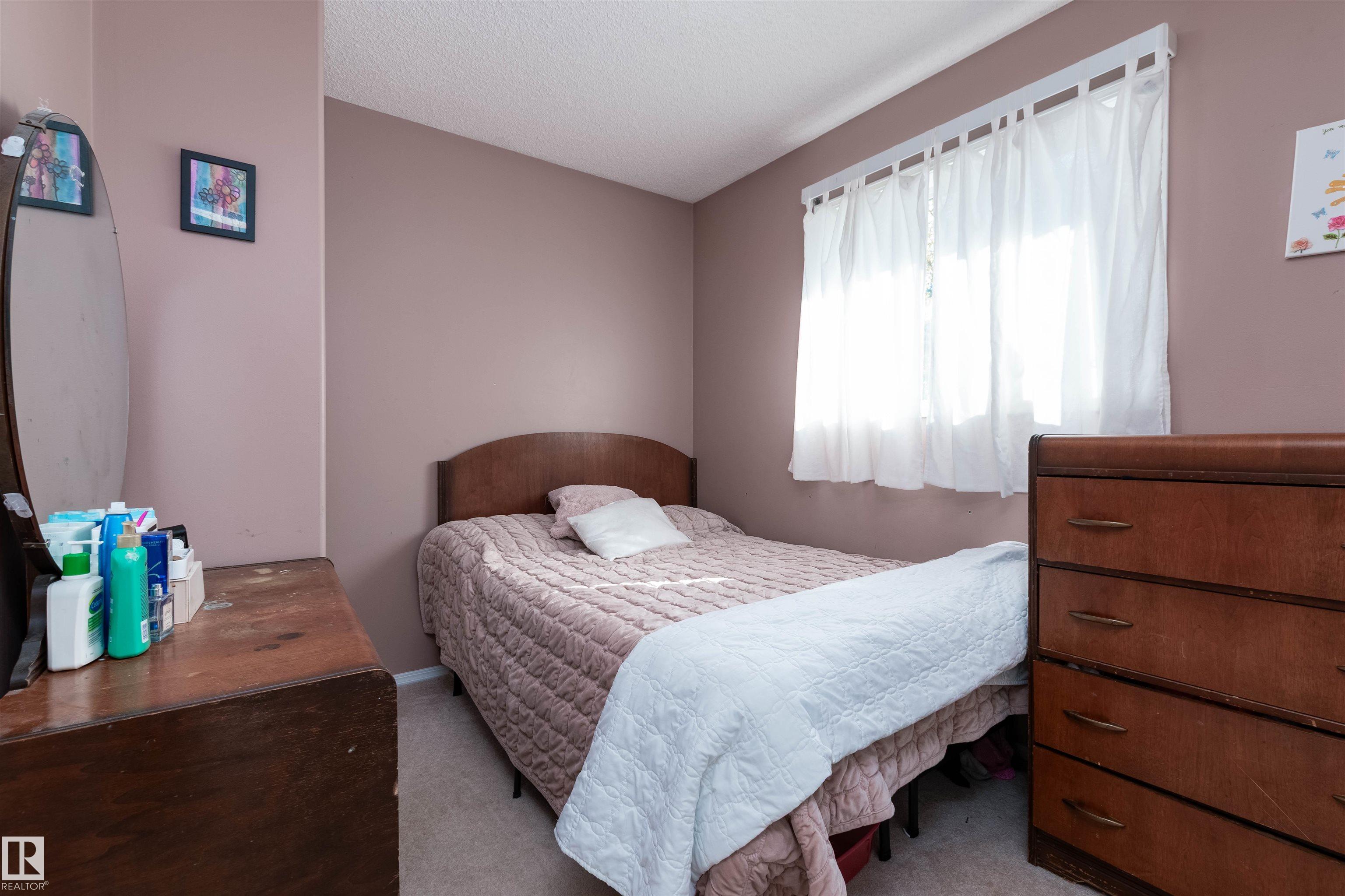 Photo 19 at 955 Normandy Lane, Nottingham, Sherwood Park