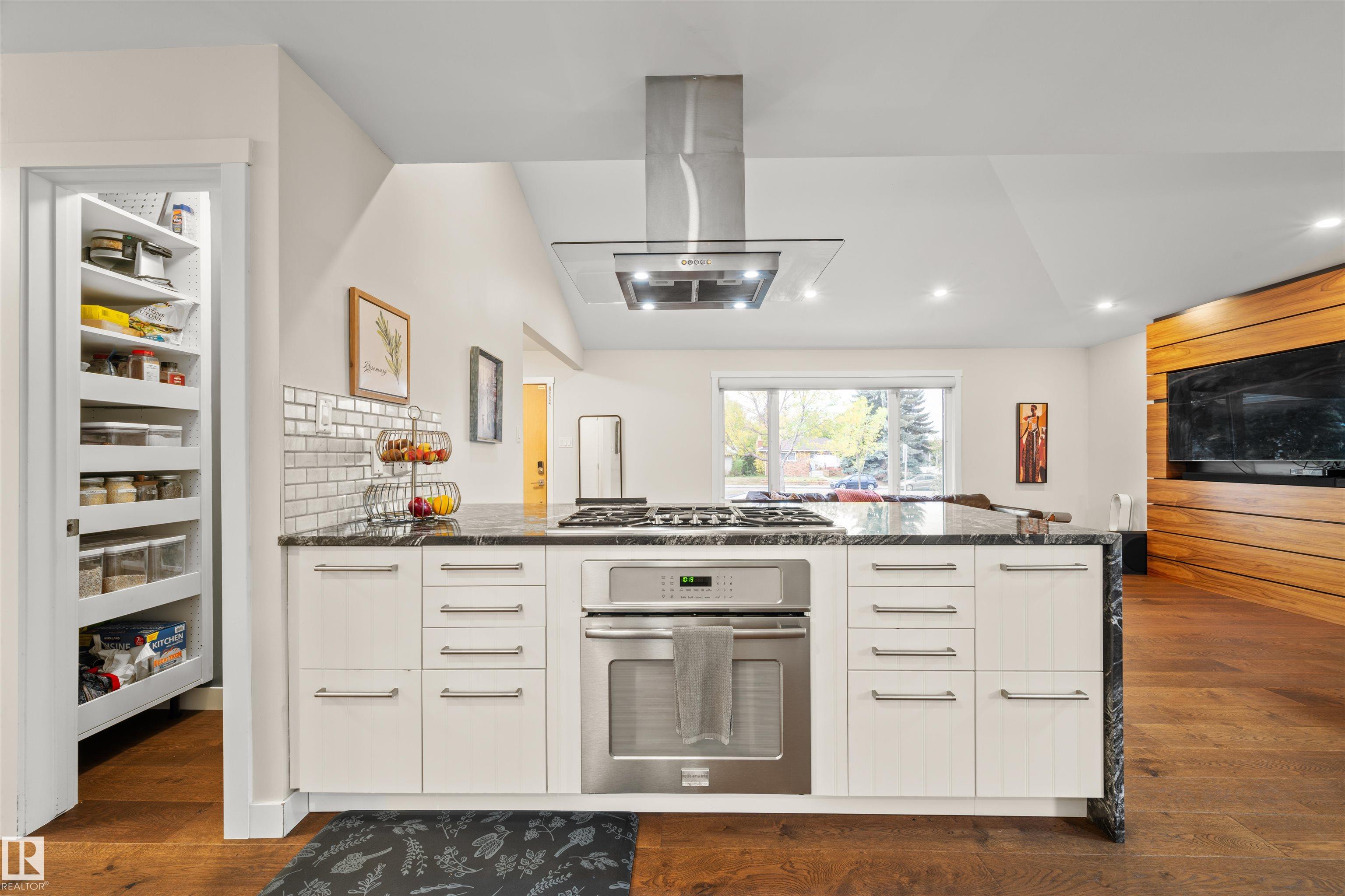 Photo 9 at 8608 Connors Road NW, Strathearn, Edmonton