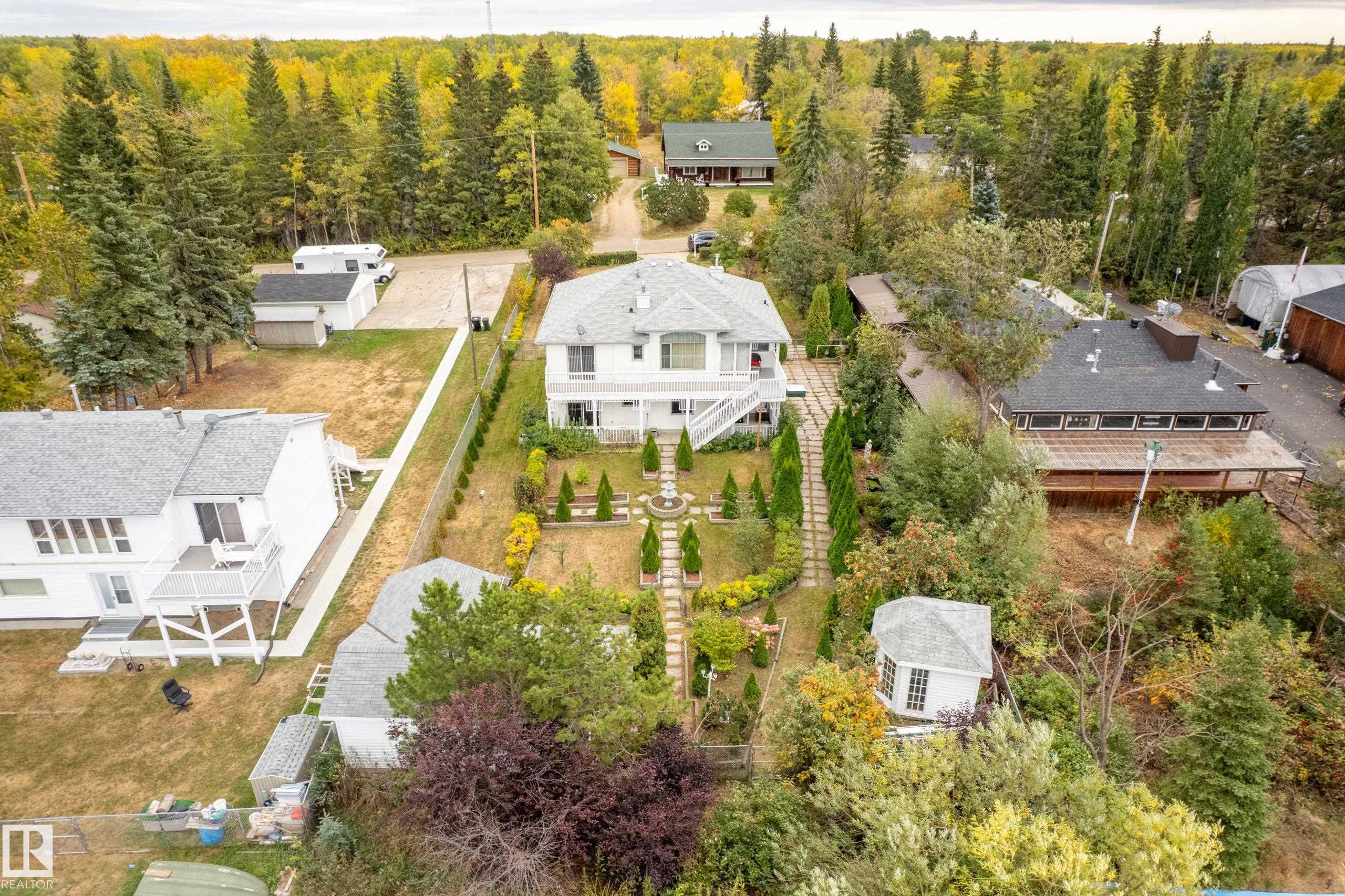 Photo 2 at 76 - 52343 Rge Road 211, Antler Lake, Rural Strathcona County