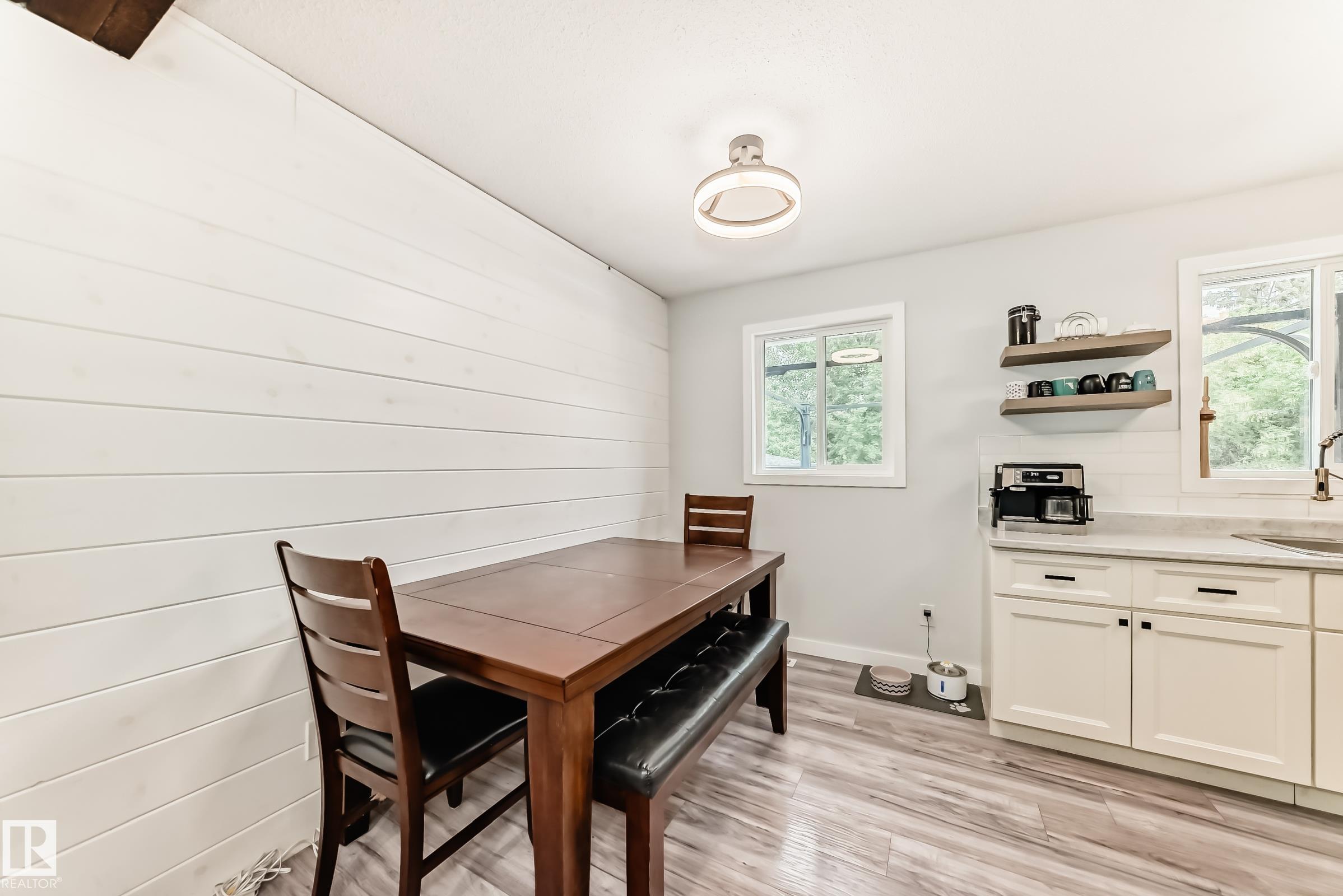 Photo 14 at 6 Beacon Crescent, Braeside, St. Albert