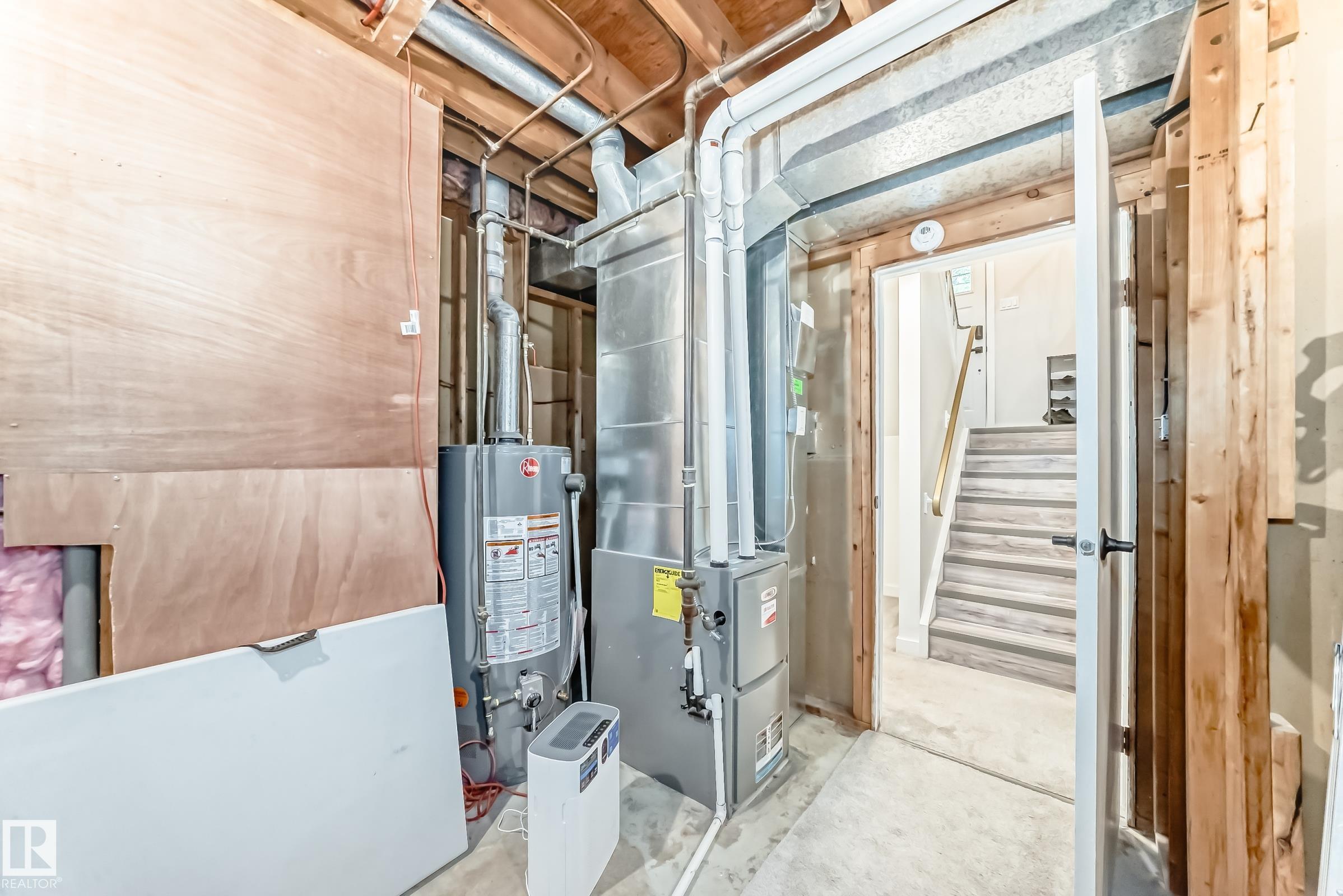 Photo 36 at 6 Beacon Crescent, Braeside, St. Albert