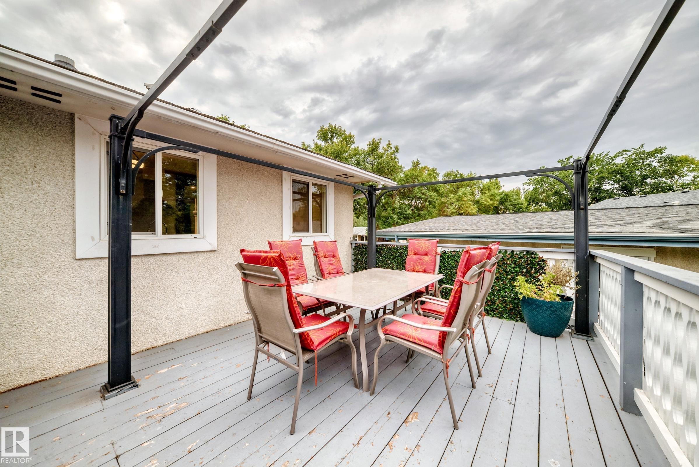 Photo 41 at 6 Beacon Crescent, Braeside, St. Albert