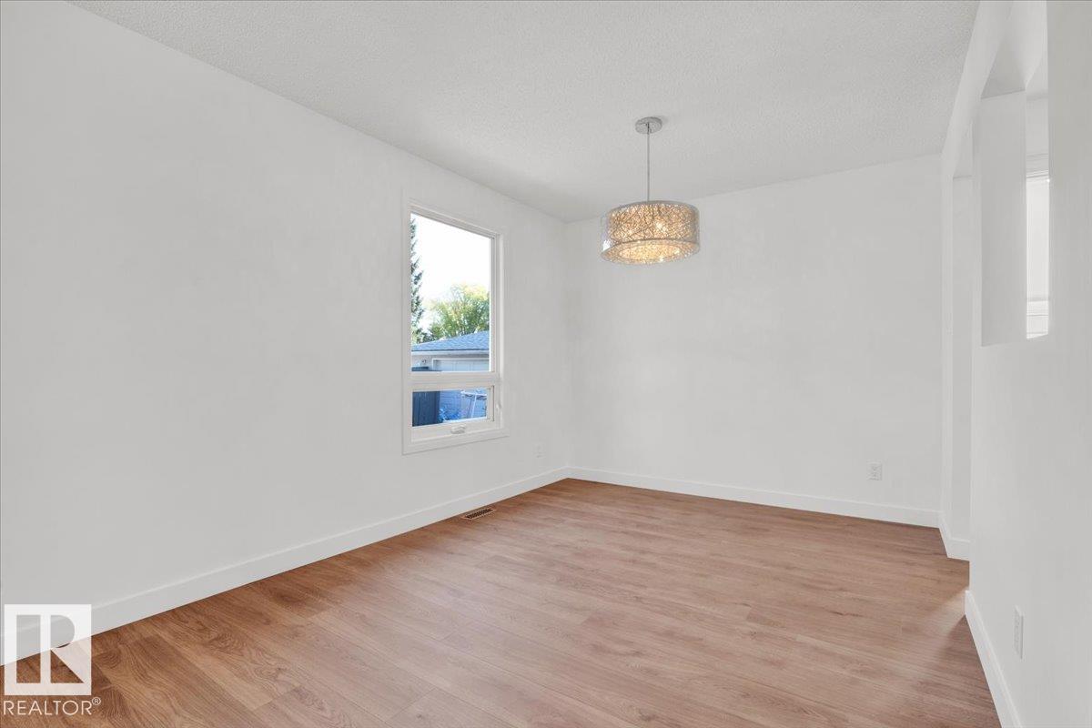 Photo 12 at 21 Fernwood Crescent, Forest Lawn, St. Albert