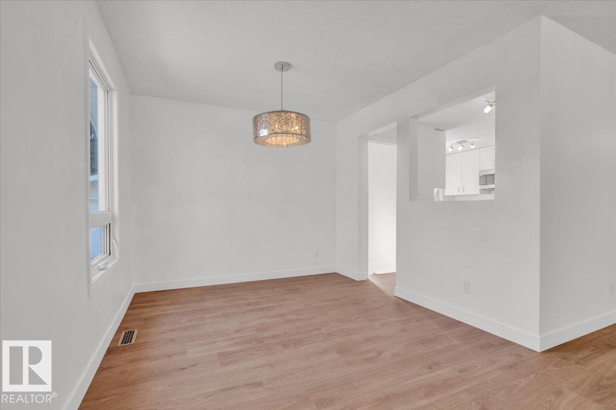 Photo 13 at 21 Fernwood Crescent, Forest Lawn, St. Albert