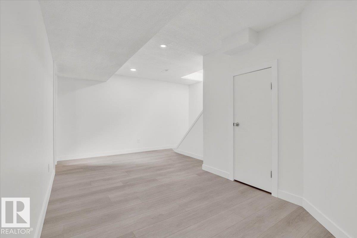 Photo 31 at 21 Fernwood Crescent, Forest Lawn, St. Albert