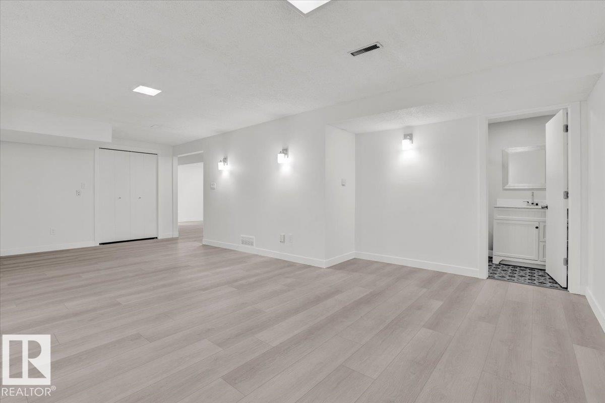 Photo 37 at 21 Fernwood Crescent, Forest Lawn, St. Albert
