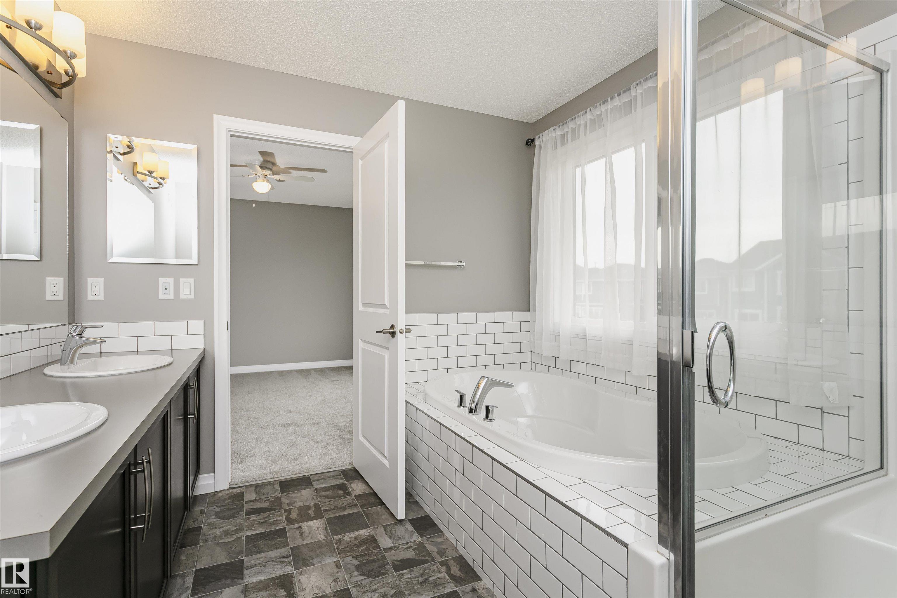 Photo 28 at 409 Simpkins Wynd, Southfork, Leduc