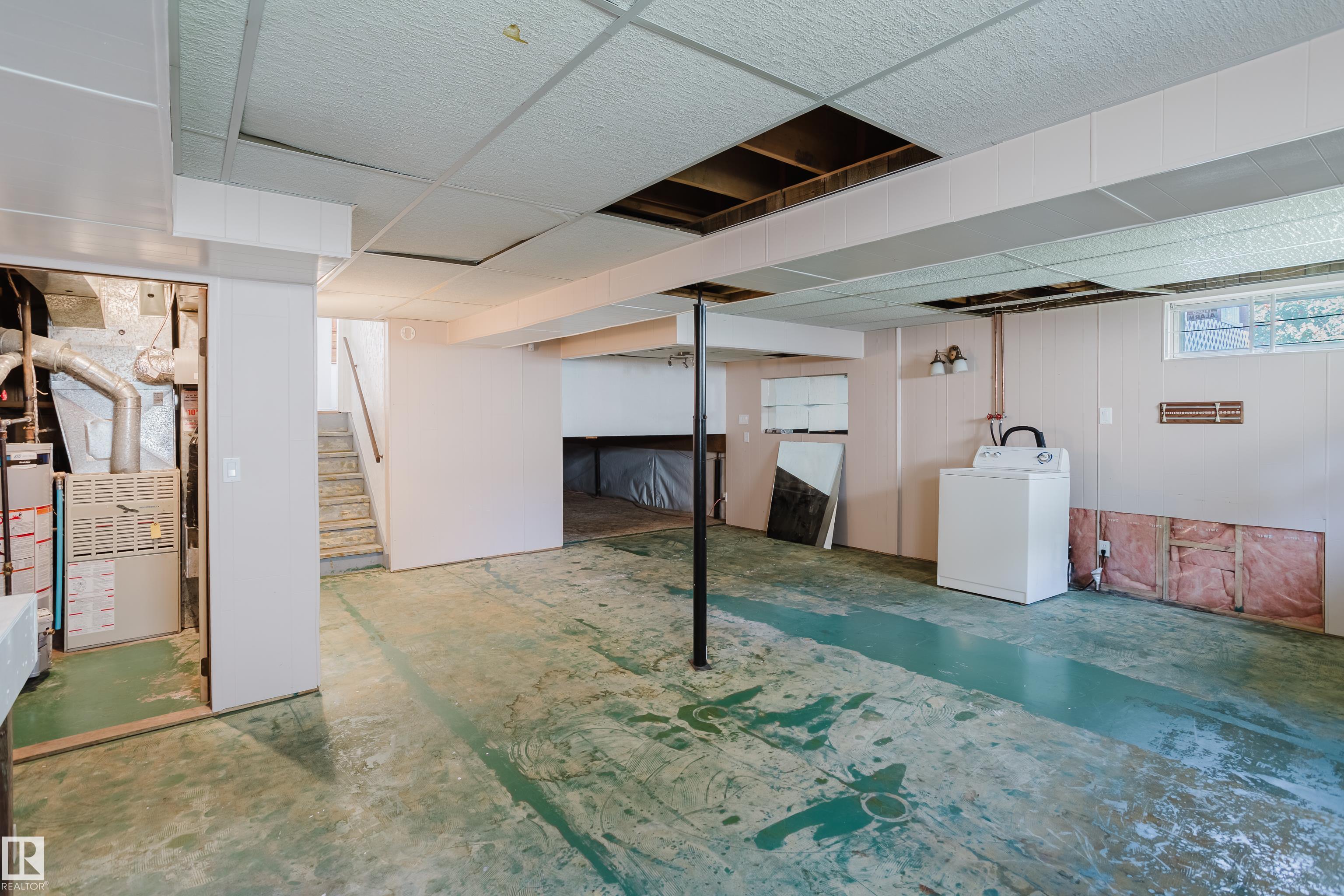 Photo 34 at 4102 43a Avenue, South Park, Leduc