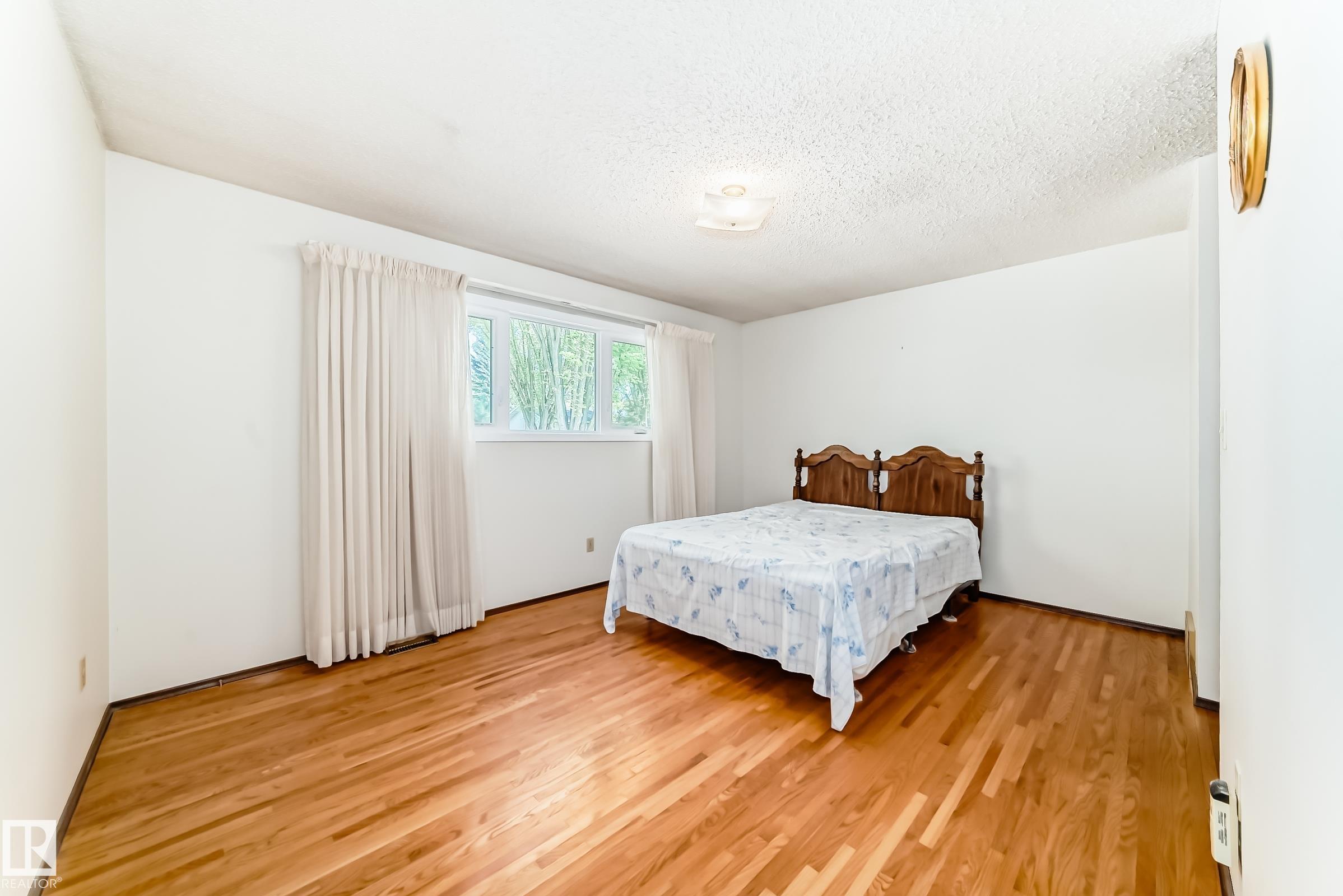 Photo 21 at 70 Fleetwood Crescent, Forest Lawn, St. Albert