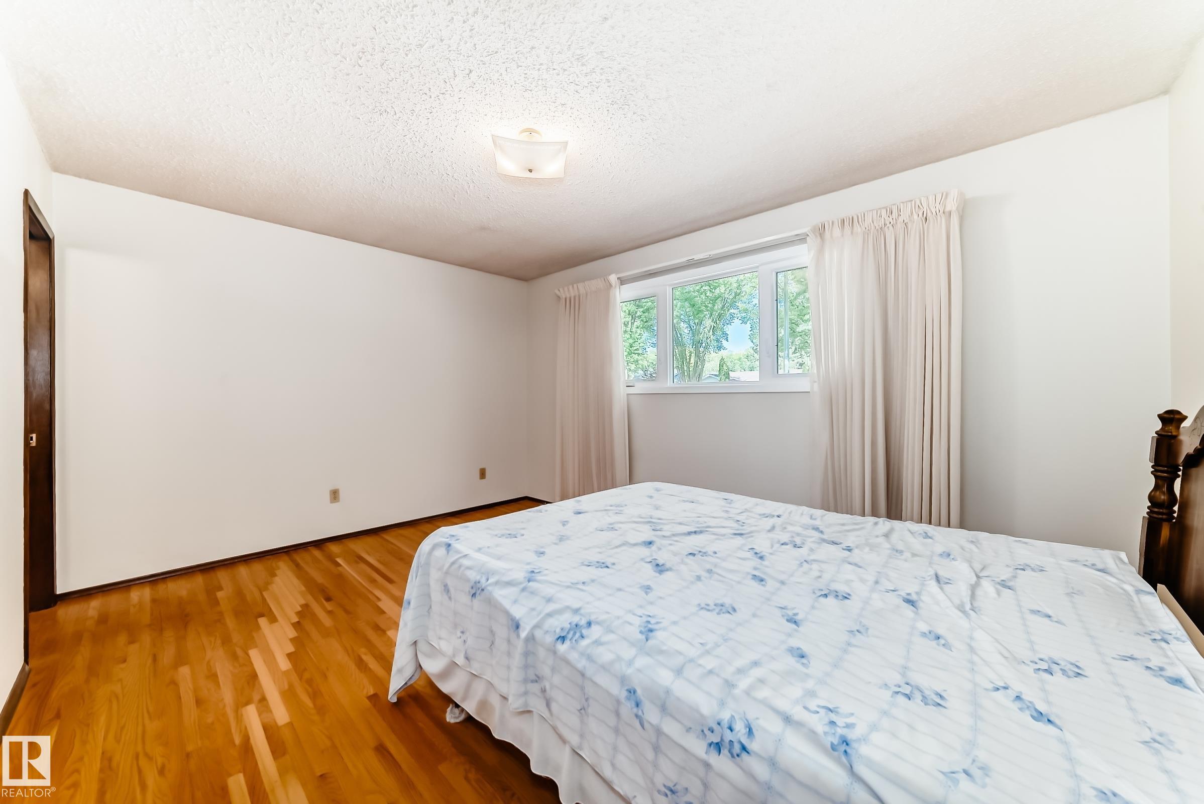 Photo 24 at 70 Fleetwood Crescent, Forest Lawn, St. Albert