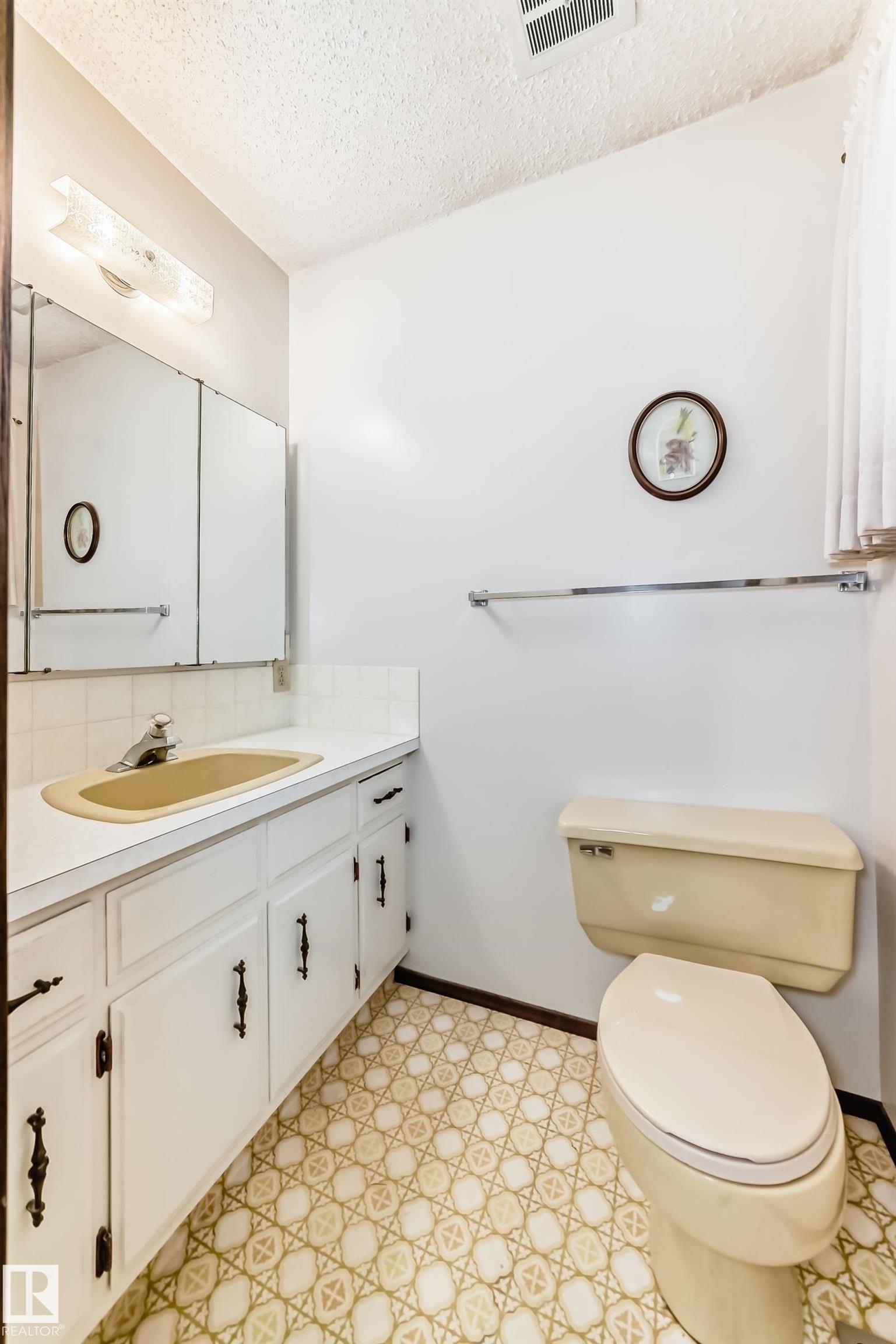 Photo 26 at 70 Fleetwood Crescent, Forest Lawn, St. Albert