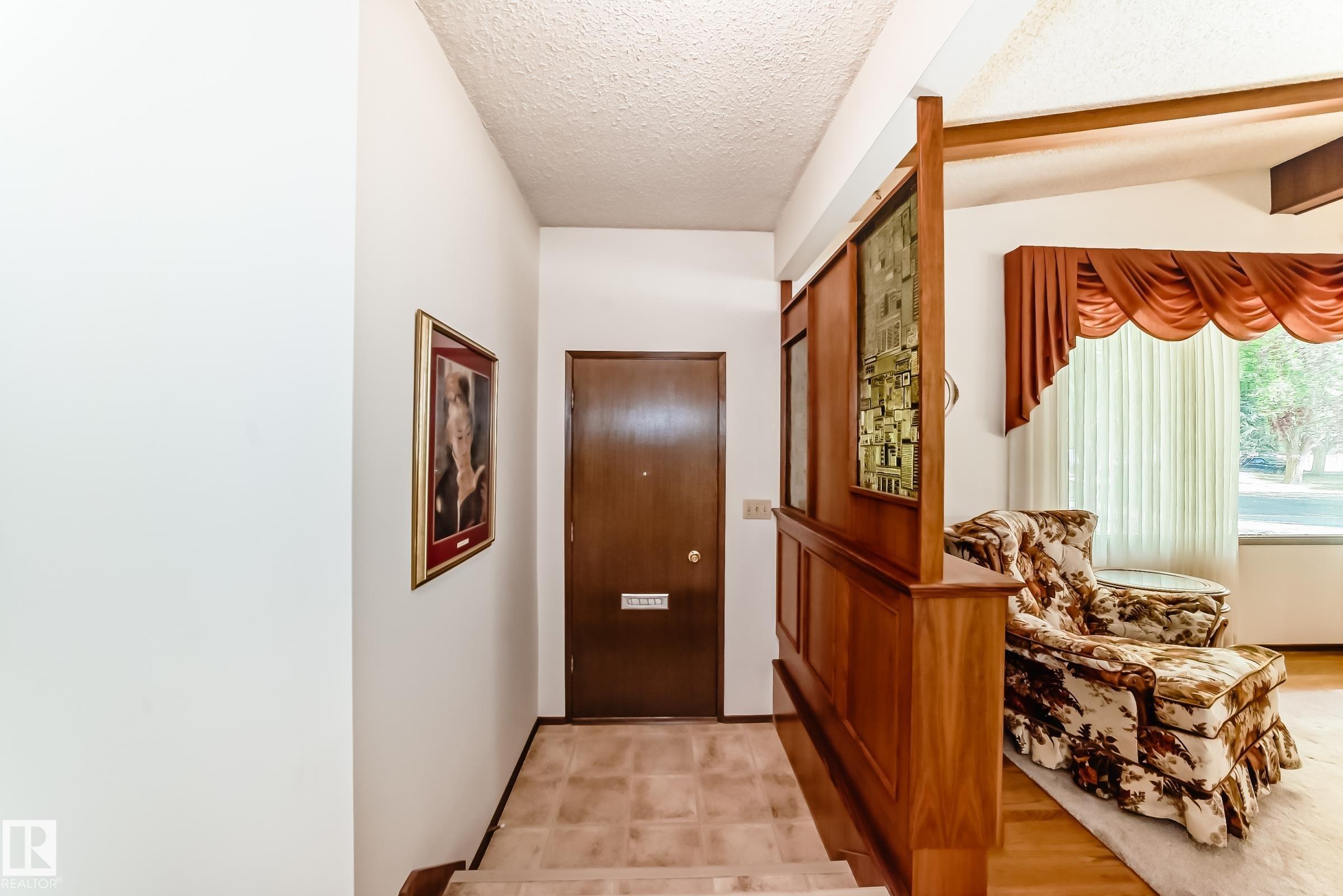Photo 5 at 70 Fleetwood Crescent, Forest Lawn, St. Albert